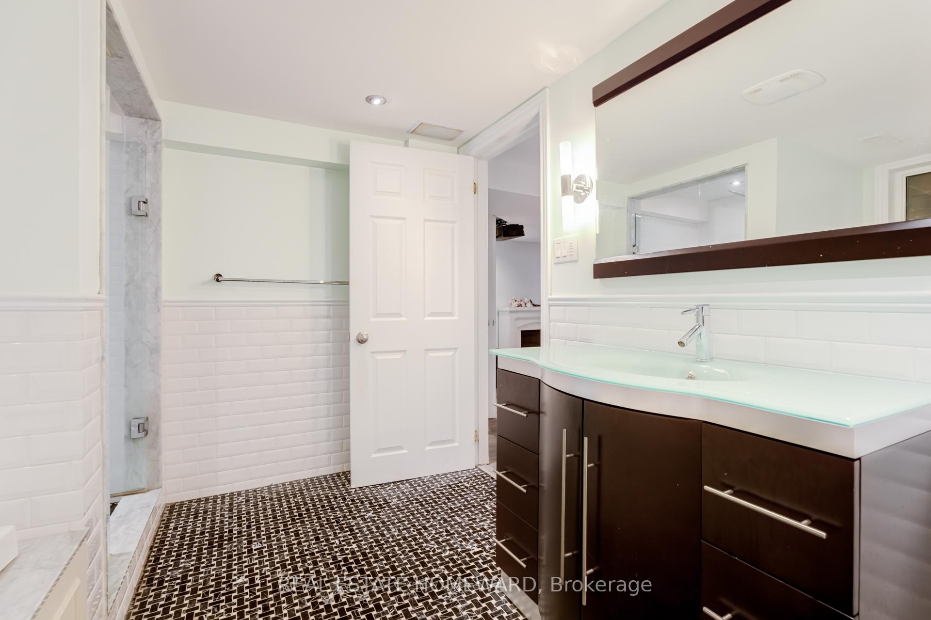Photo 35 of 9 O'connor Drive, Toronto, Broadview North — HOMEH