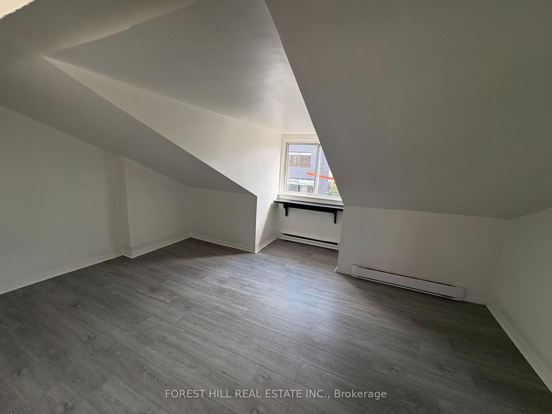 Photo 2 of Unit 3, 480 Queen Street W, Toronto, Kensington-Chinatown — HOMEH