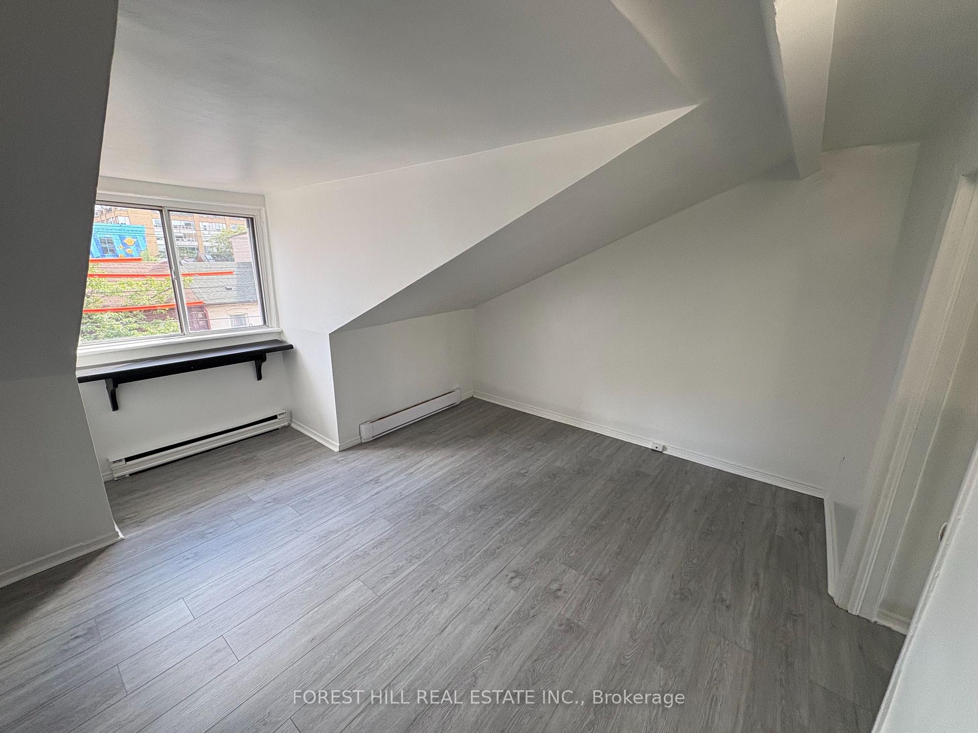 Photo 3 of Unit 3, 480 Queen Street W, Toronto, Kensington-Chinatown — HOMEH