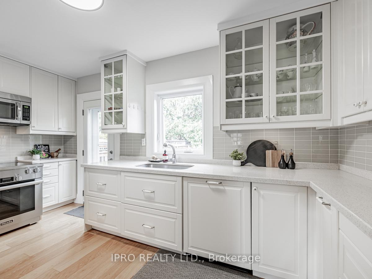 Photo 14 of 358 Sammon Avenue, Toronto, Danforth Village-East York — HOMEH