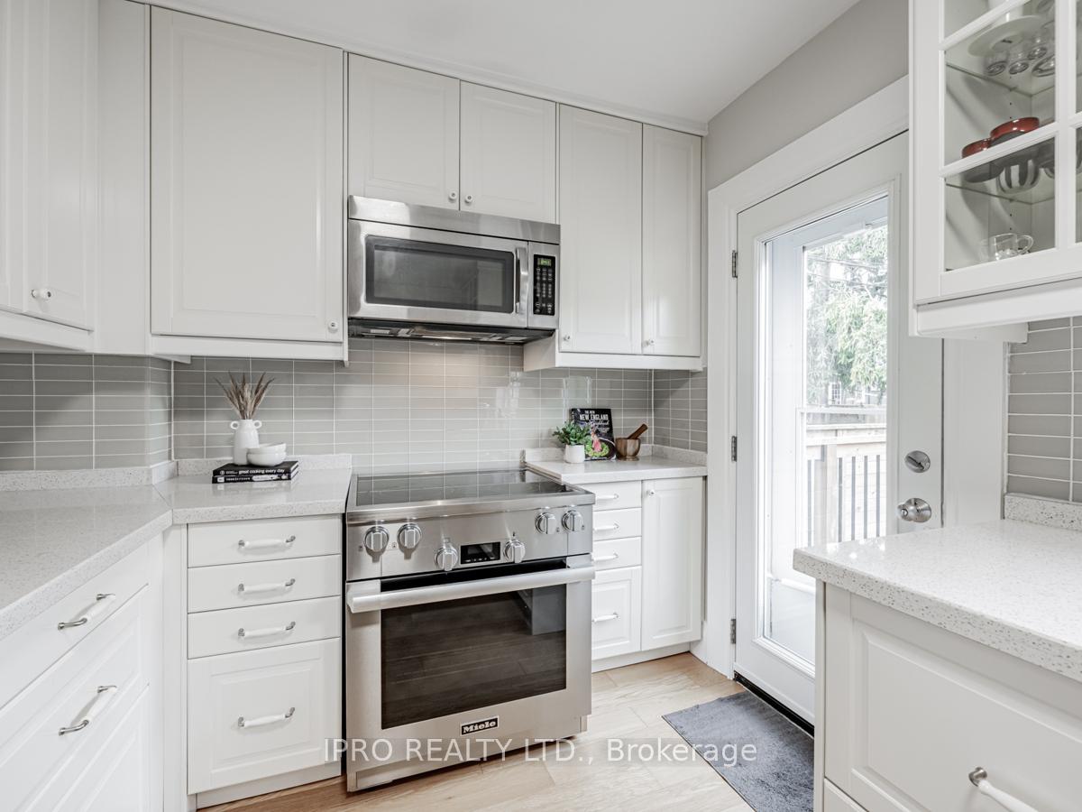 Photo 19 of 358 Sammon Avenue, Toronto, Danforth Village-East York — HOMEH
