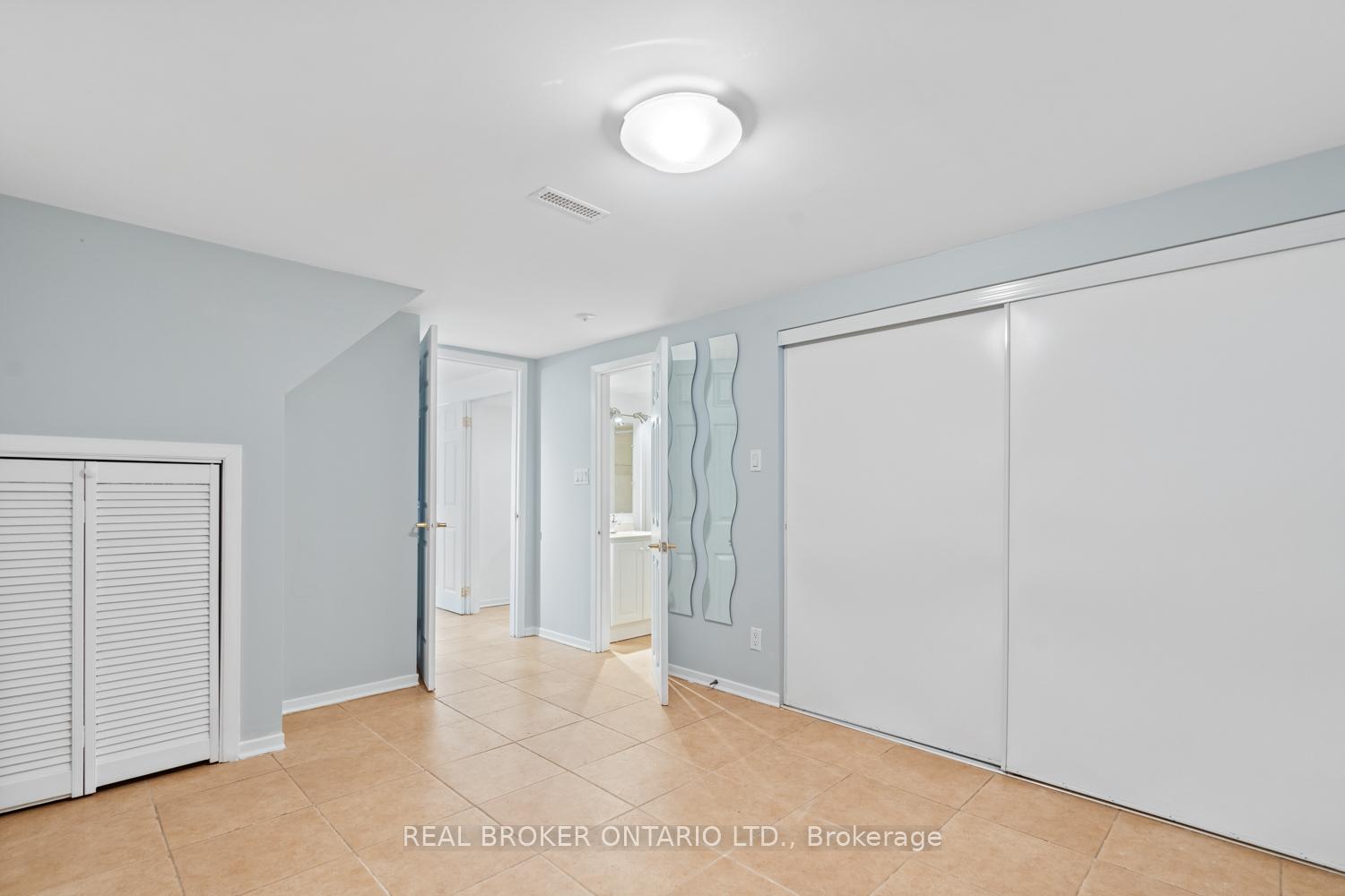 Photo 11 of Unit Bsmt, 94 Chisholm Avenue, Toronto, Woodbine-Lumsden — HOMEH