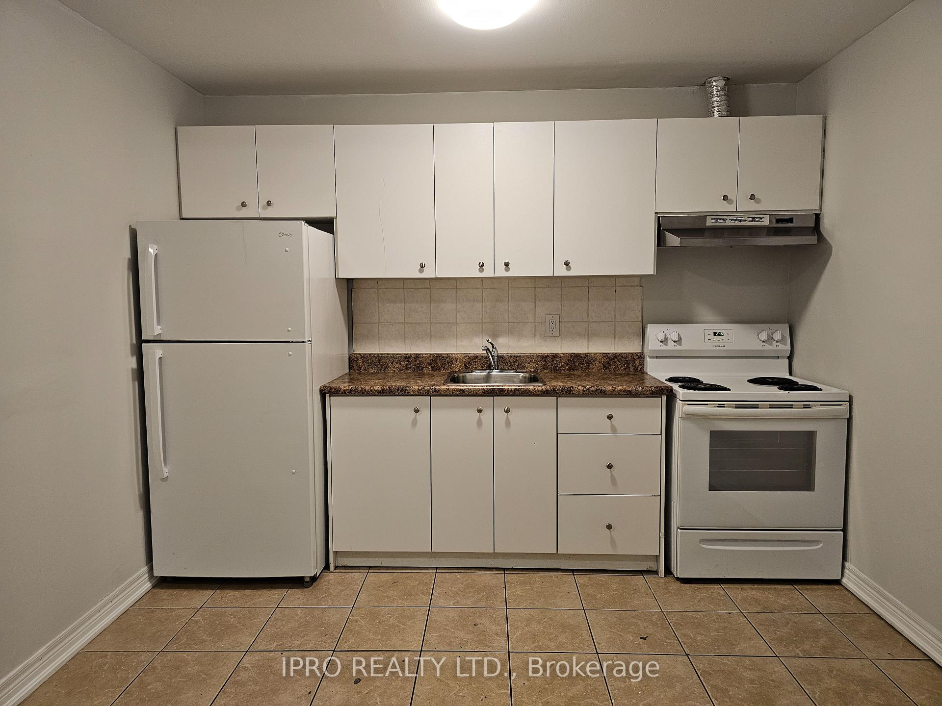 Photo 2 of Unit 302, 1807 Eglinton Avenue W, Toronto, Oakwood Village — HOMEH