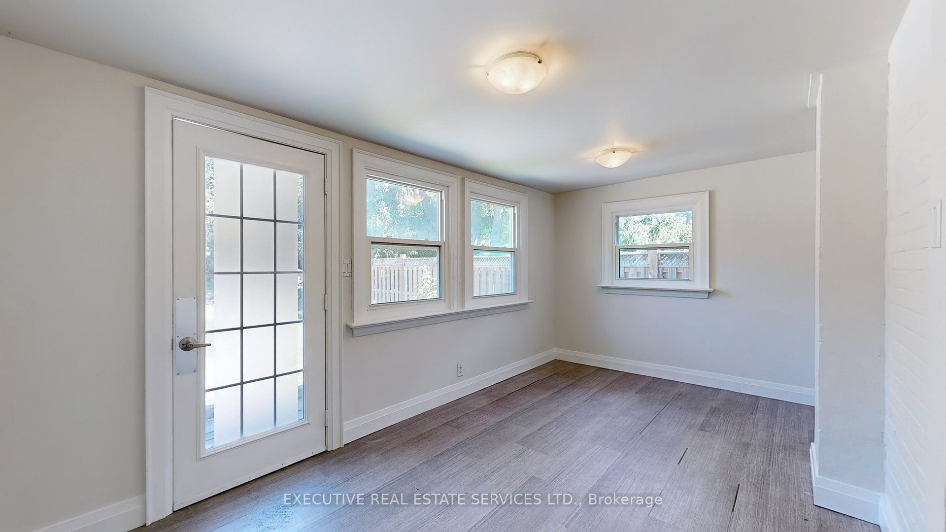 Photo 74 of 86 Bloor Street W, Oshawa, Lakeview — HOMEH