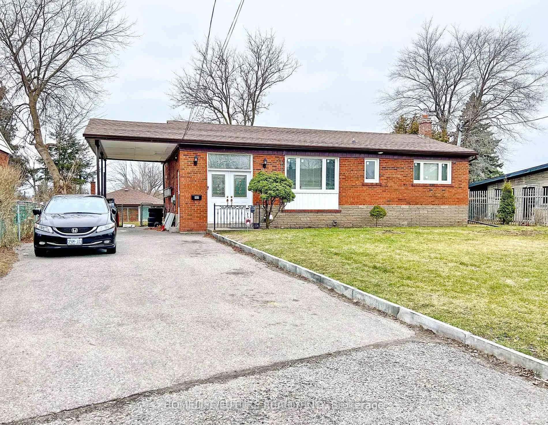 Front of Unit Main, 107 Seminole Avenue