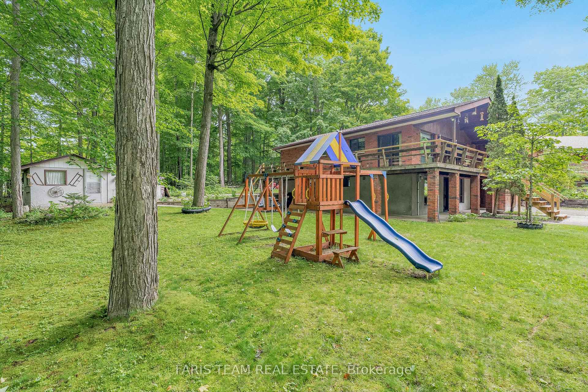 Photo 26 of 8 Celestine Court, Tiny, Rural Tiny — HOMEH