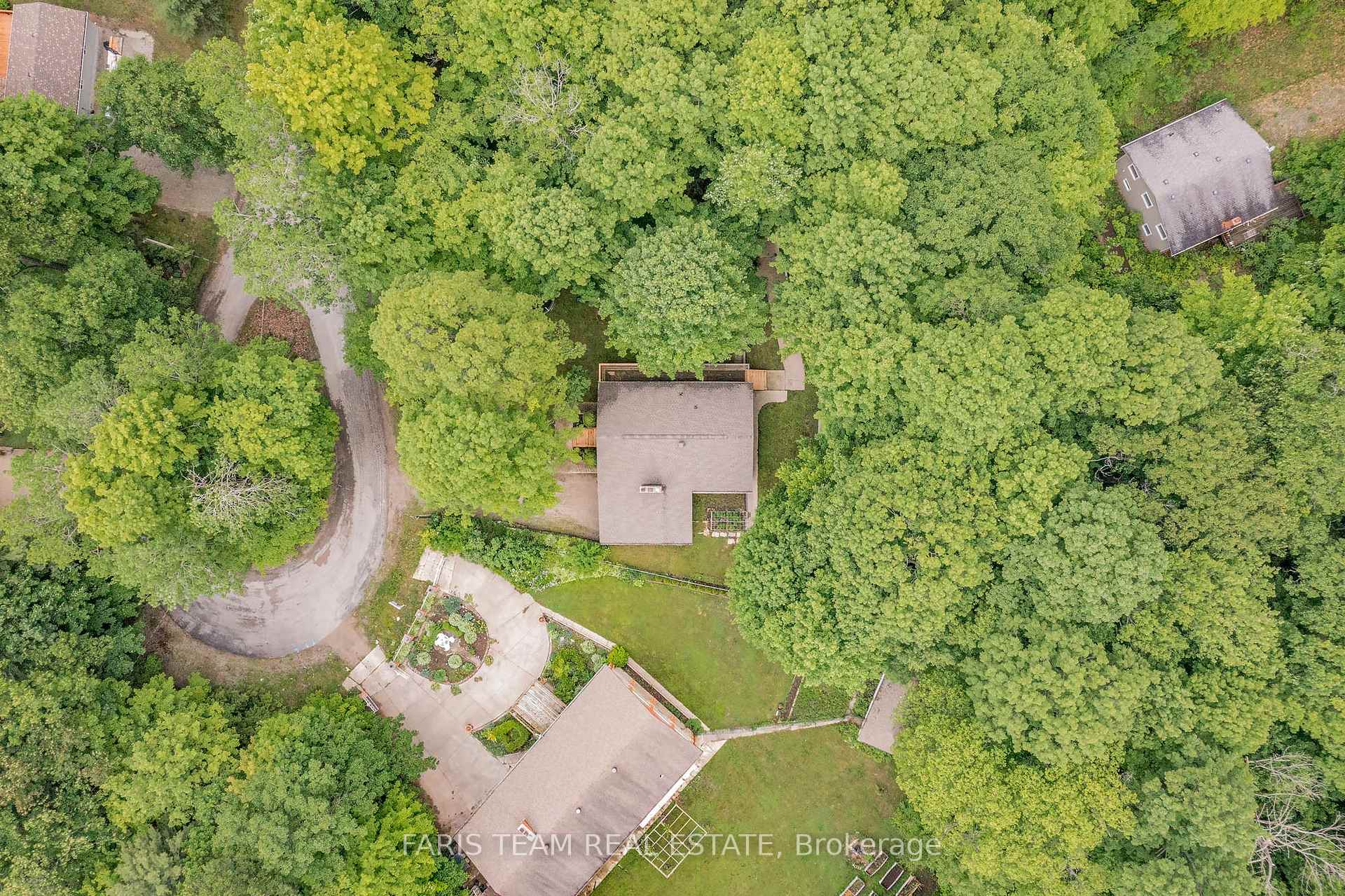 Photo 27 of 8 Celestine Court, Tiny, Rural Tiny — HOMEH