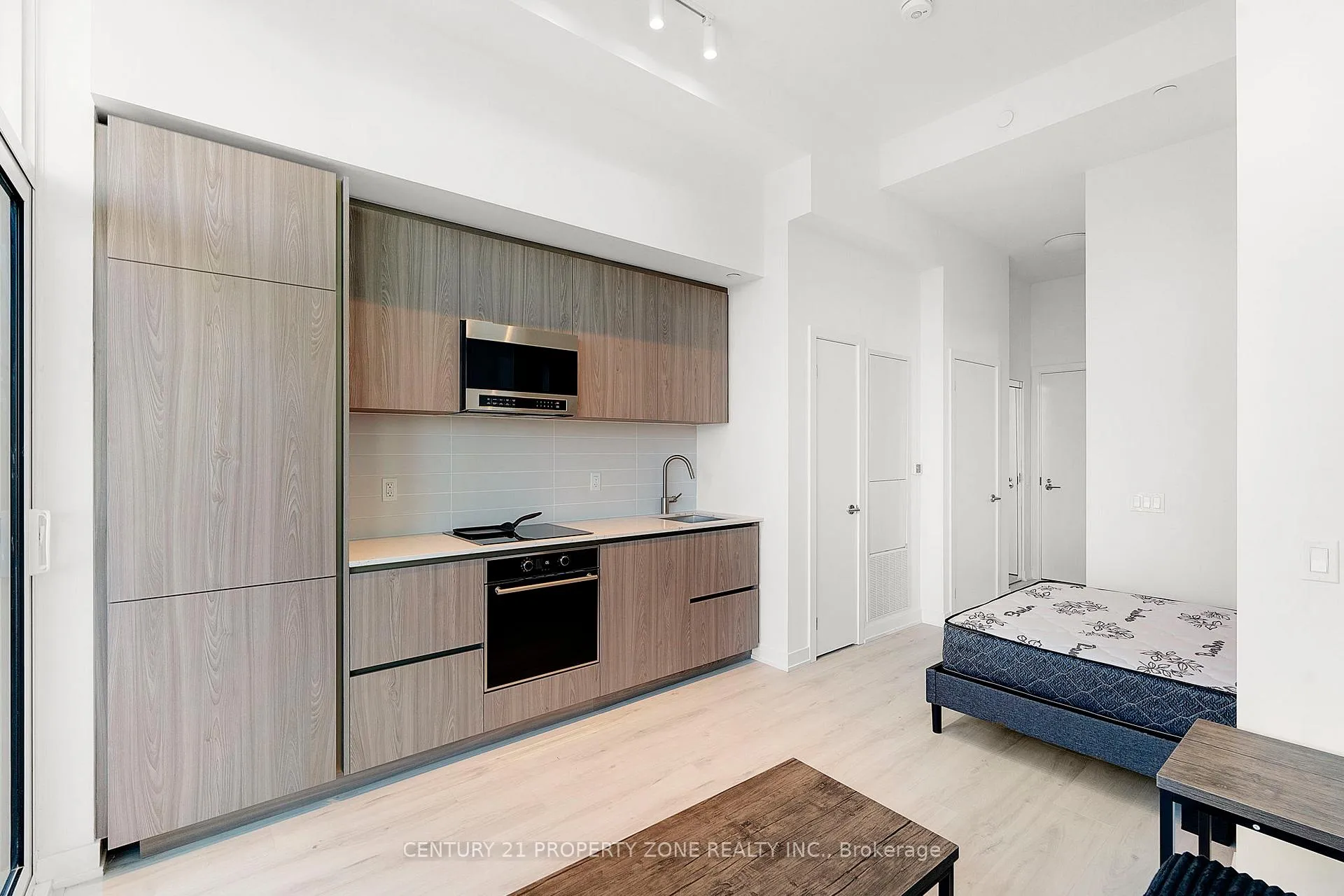 Photo 8 of Unit 904N, 120 Broadway Avenue, Toronto, Mount Pleasant West — HOMEH