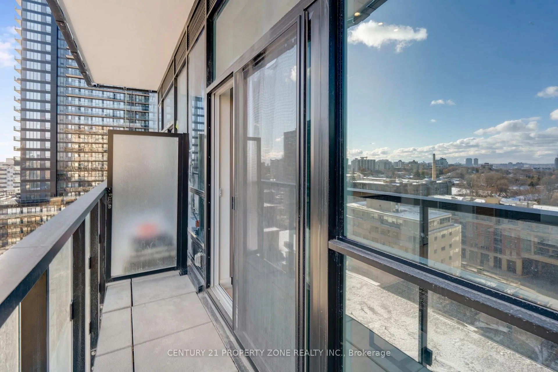 Photo 13 of Unit 904N, 120 Broadway Avenue, Toronto, Mount Pleasant West — HOMEH