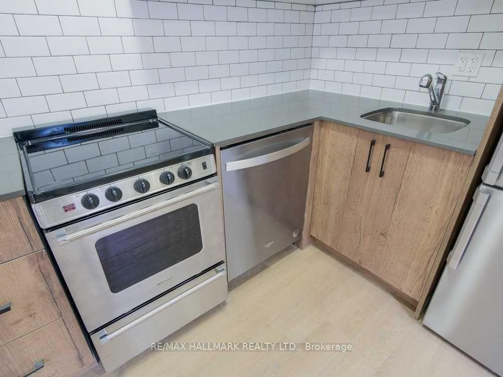 Photo 2 of Unit 304, 628 Danforth Avenue, Toronto, Playter Estates-Danforth — HOMEH
