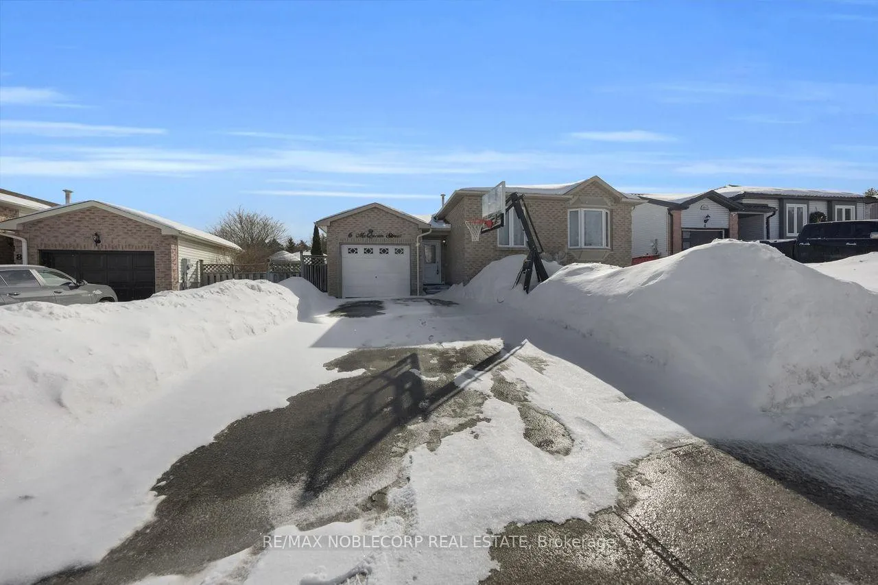 Photo 2 of 6 McQueen Street, Essa, Angus — HOMEH