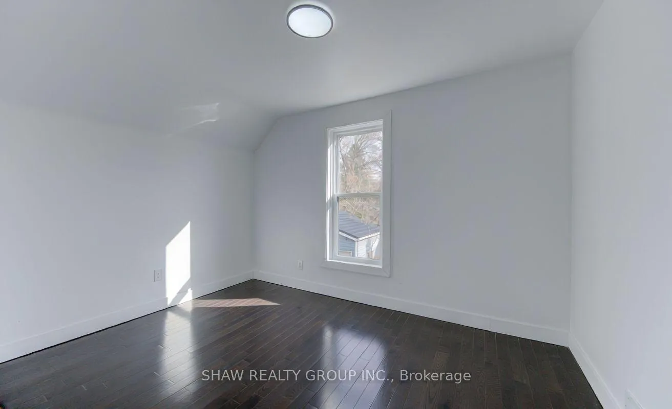 Photo 21 of 80 Lancaster Street W, Kitchener — HOMEH