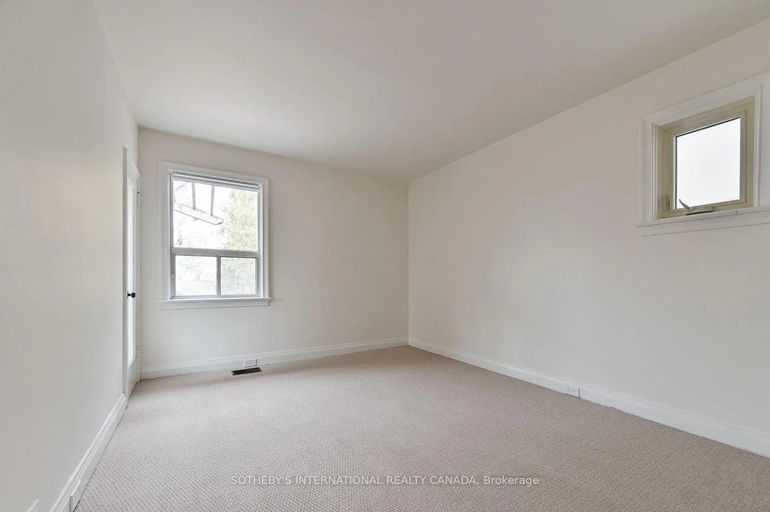 Photo 12 of 2 Wingate Place, Toronto, Forest Hill North — HOMEH