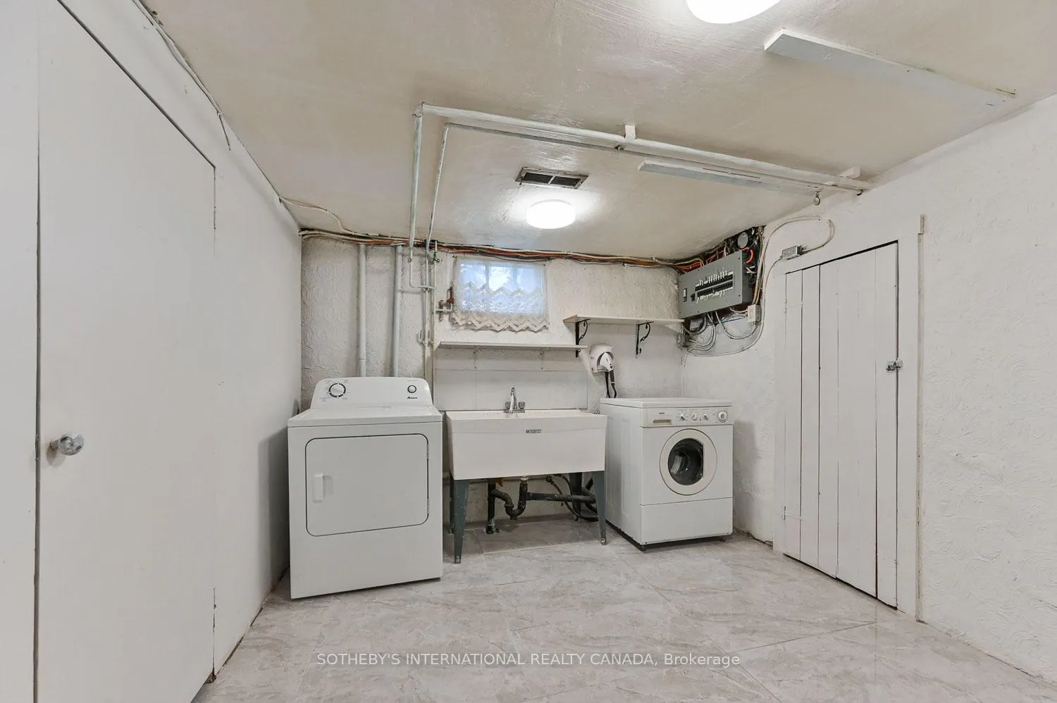 Photo 20 of 2 Wingate Place, Toronto, Forest Hill North — HOMEH