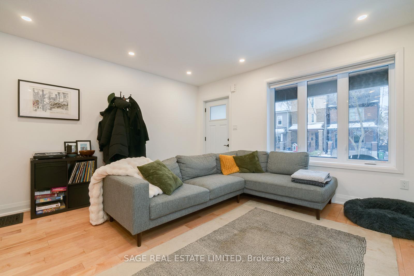 Photo 5 of 128 Langford Avenue, Toronto, Danforth — HOMEH
