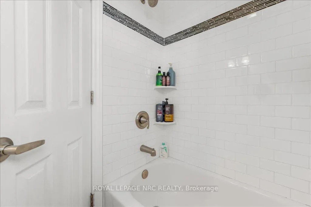 Photo 20 of 3384 Johnson Street, Lincoln, Lincoln-Jordan/Vineland — HOMEH