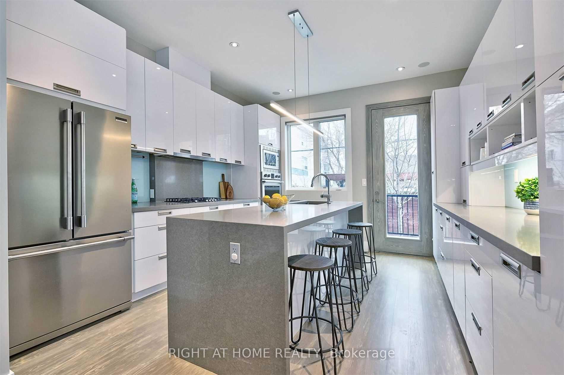 Photo 6 of Unit UPPER, 5 Allen Avenue, Toronto, South Riverdale — HOMEH