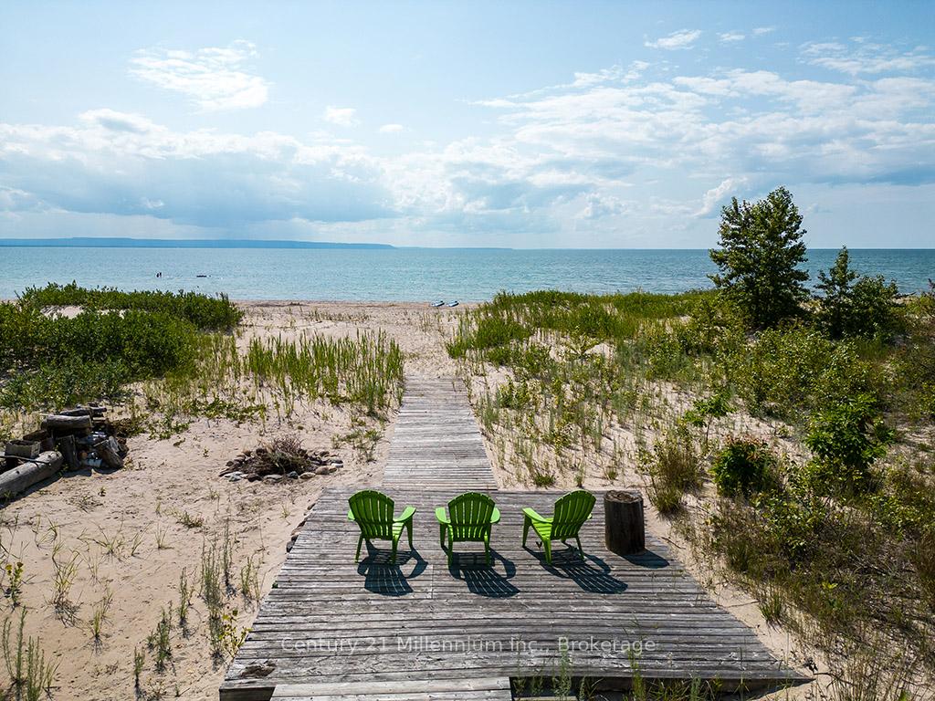 Photo 12 of 2284 Tiny Beaches Road S, Tiny, Rural Tiny — HOMEH