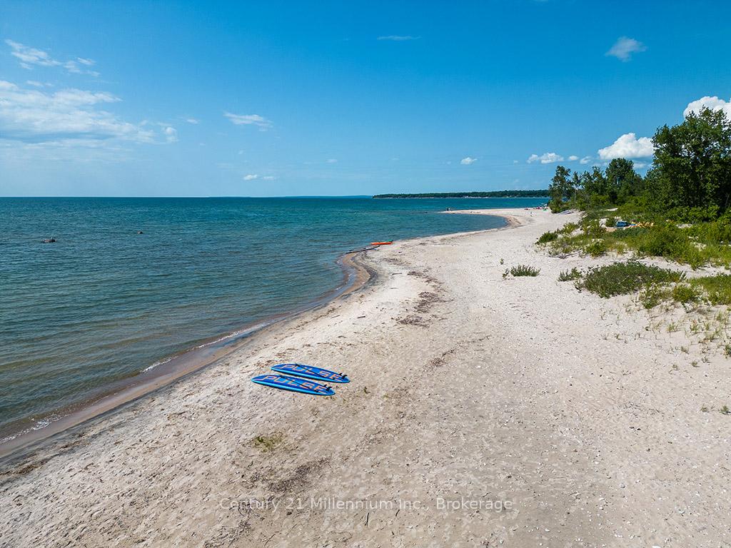 Photo 15 of 2284 Tiny Beaches Road S, Tiny, Rural Tiny — HOMEH