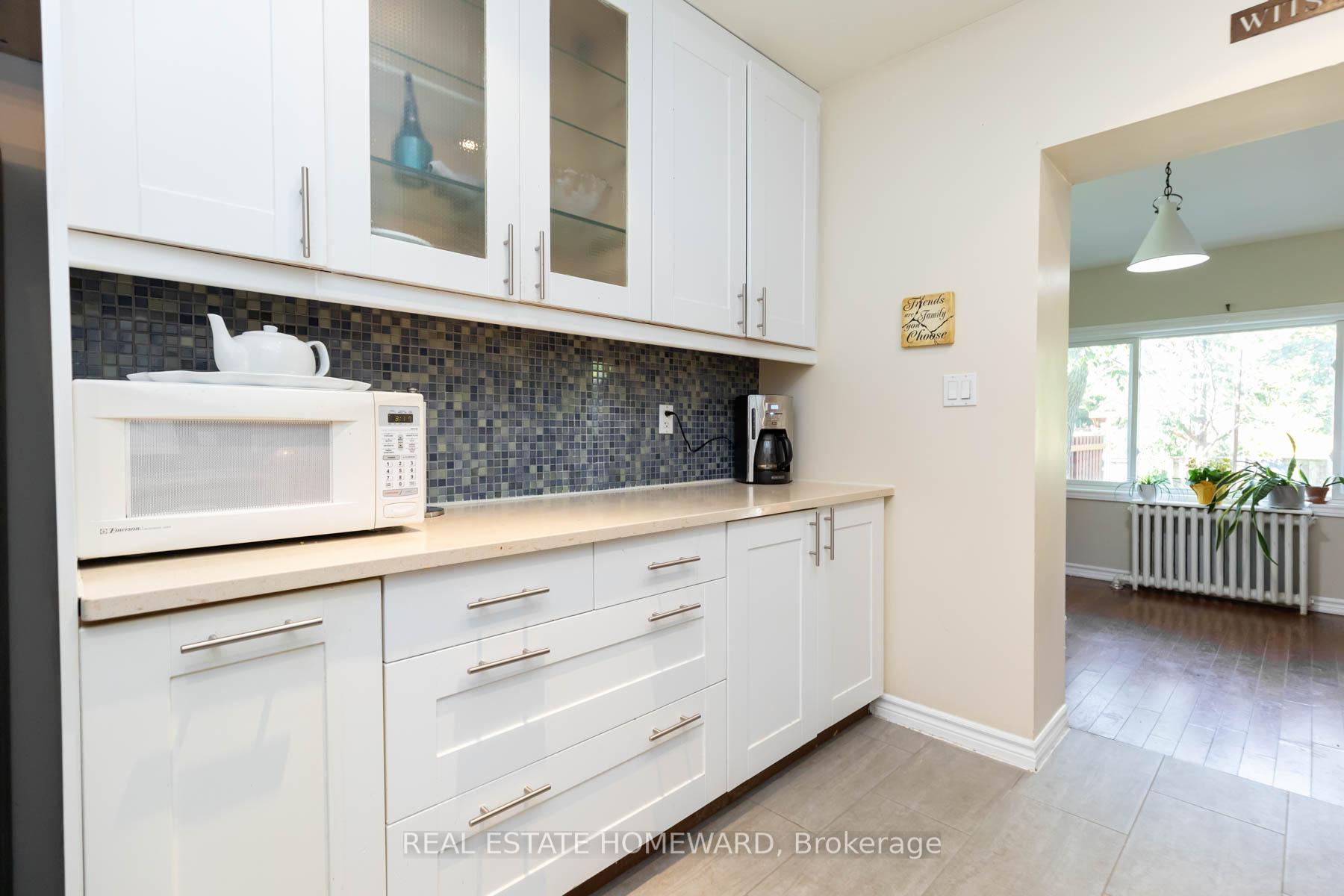 Photo 12 of 6 Balfour Avenue, Toronto, Crescent Town — HOMEH