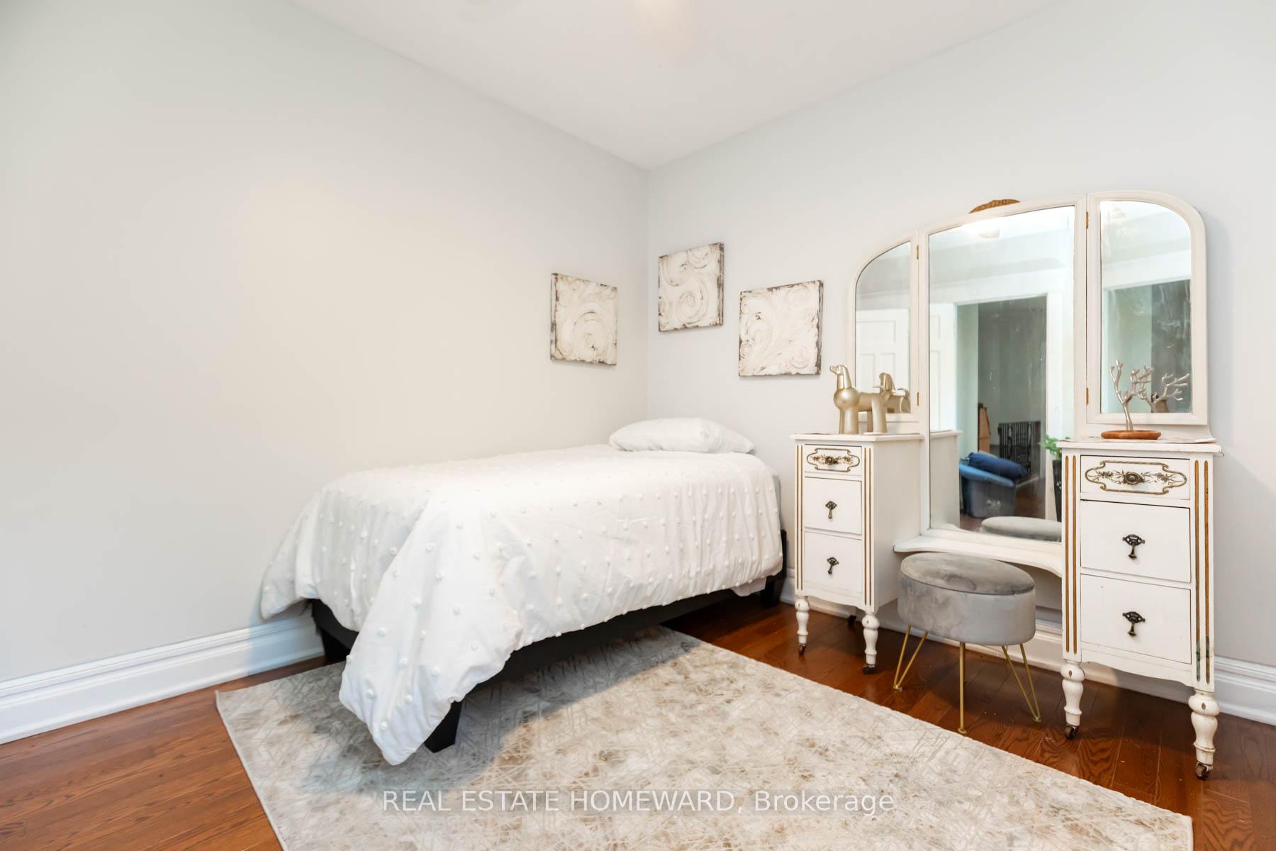 Photo 21 of 6 Balfour Avenue, Toronto, Crescent Town — HOMEH