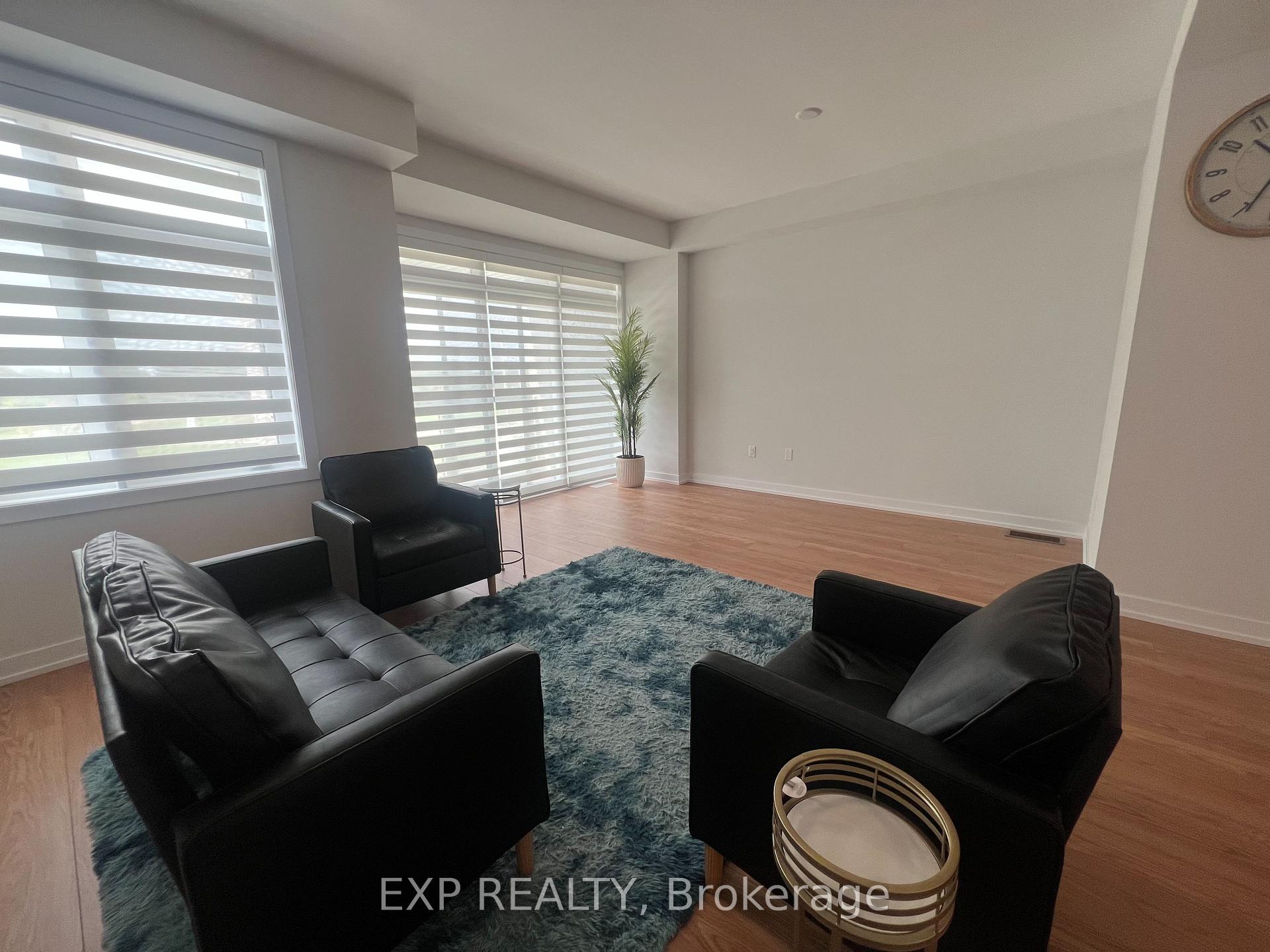 Photo 13 of 128 Danielle Moore Circle, Scarborough, Bendale — HOMEH