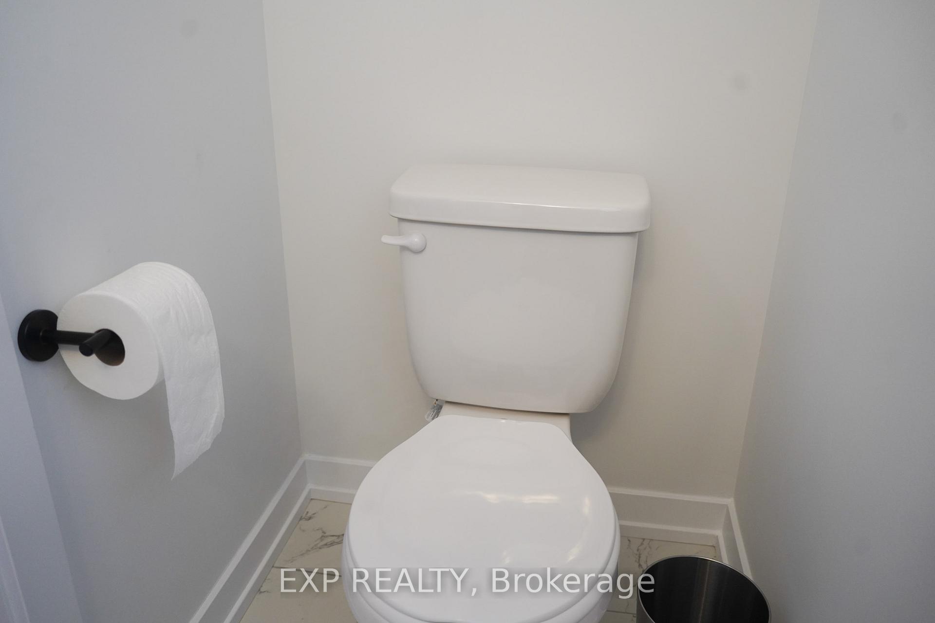 Photo 19 of 128 Danielle Moore Circle, Scarborough, Bendale — HOMEH