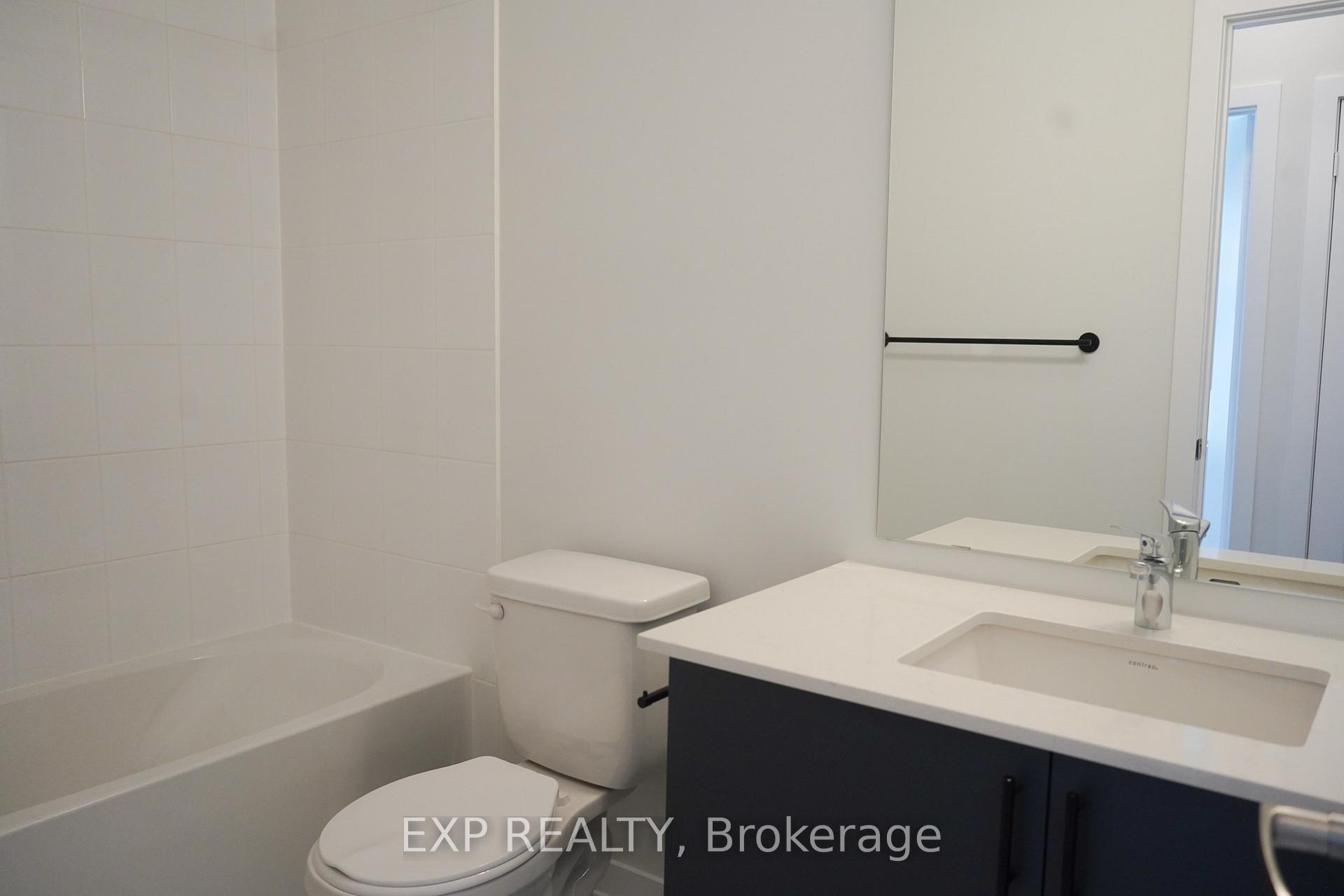 Photo 32 of 128 Danielle Moore Circle, Scarborough, Bendale — HOMEH