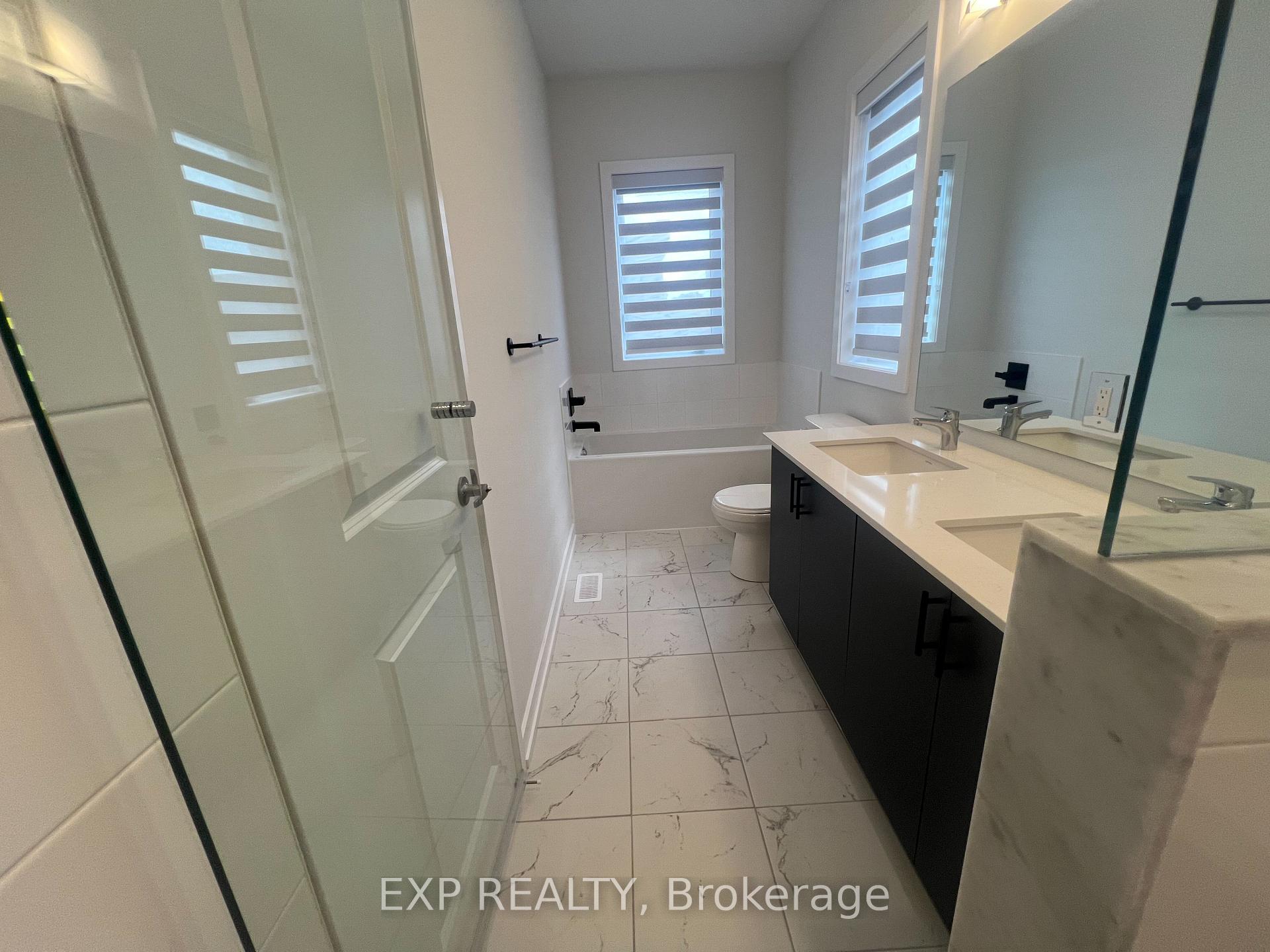 Photo 49 of 128 Danielle Moore Circle, Scarborough, Bendale — HOMEH