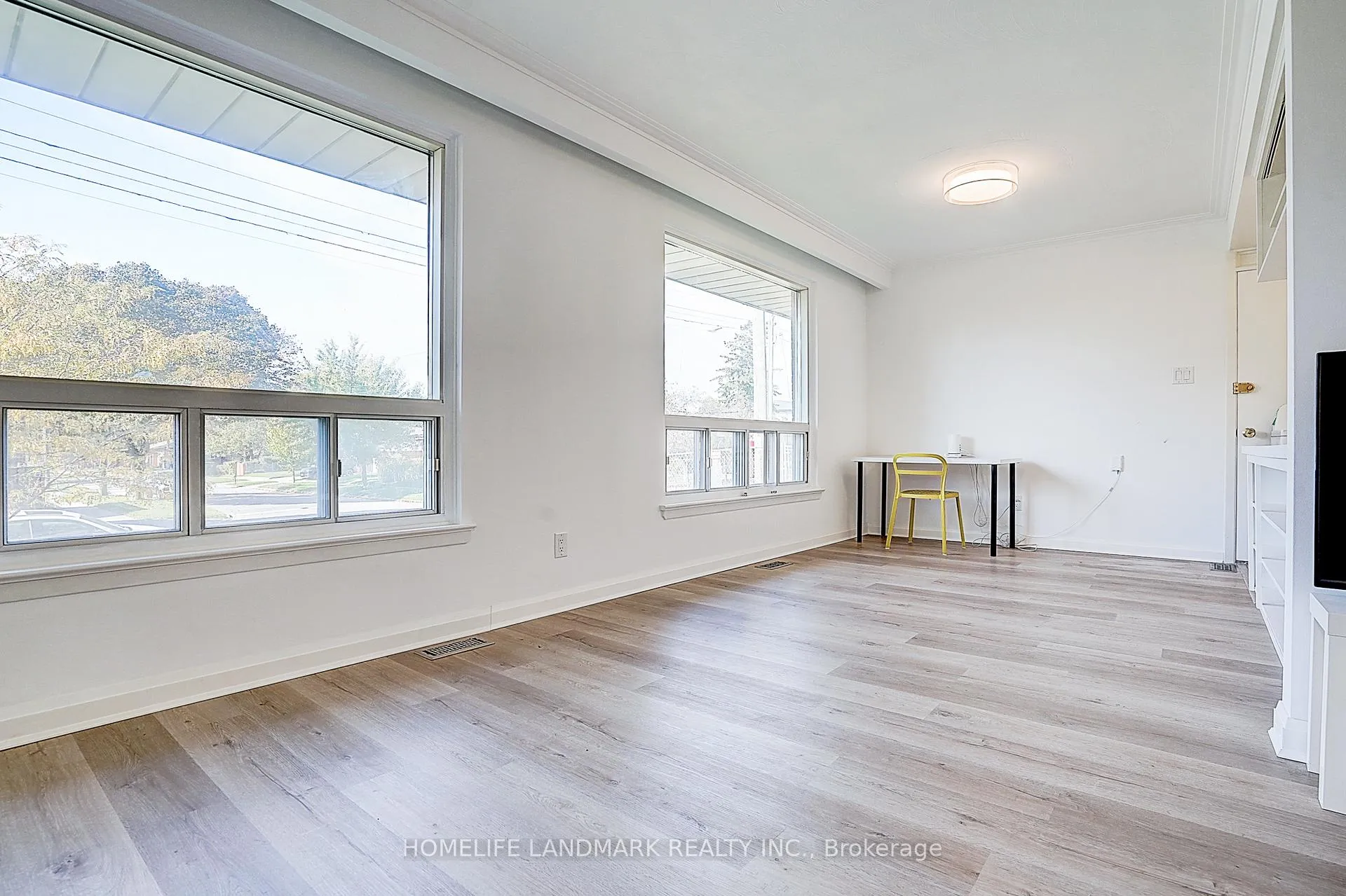 Photo 6 of 11 Doerr Road, Scarborough, Bendale — HOMEH