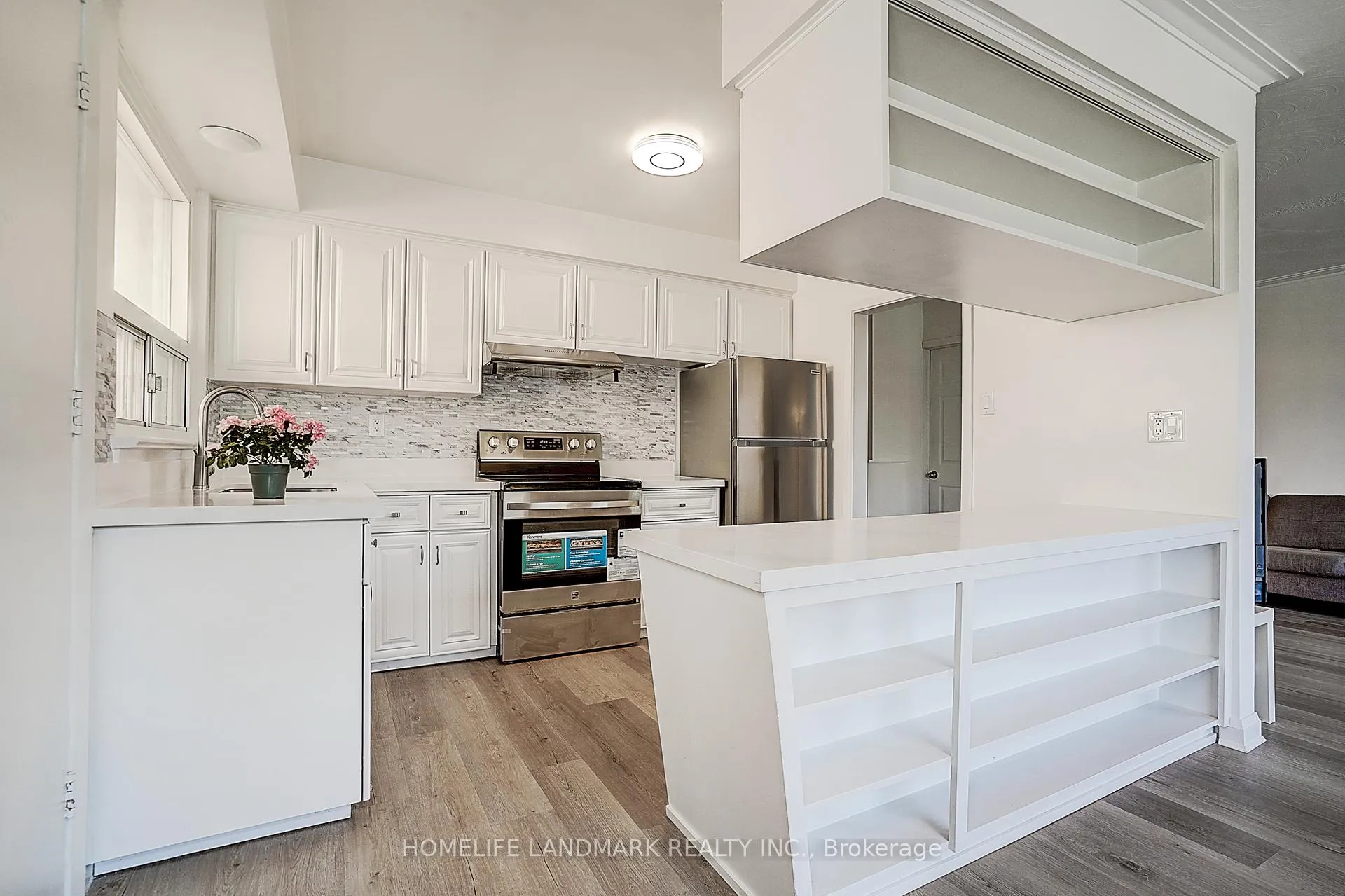 Photo 11 of 11 Doerr Road, Scarborough, Bendale — HOMEH