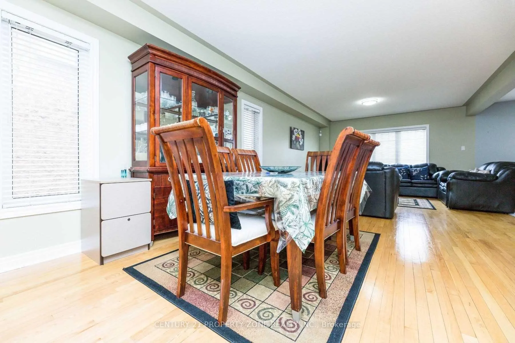 Photo 4 of 3 Sewells Lane, Brampton, Fletcher's Meadow — HOMEH