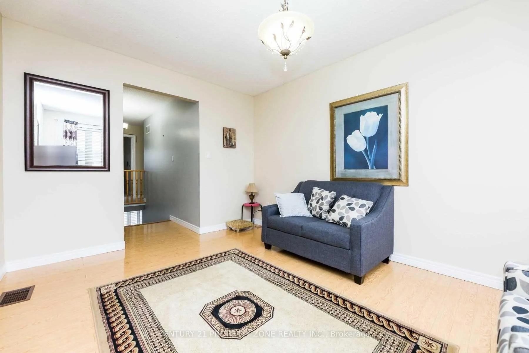 Photo 7 of 3 Sewells Lane, Brampton, Fletcher's Meadow — HOMEH