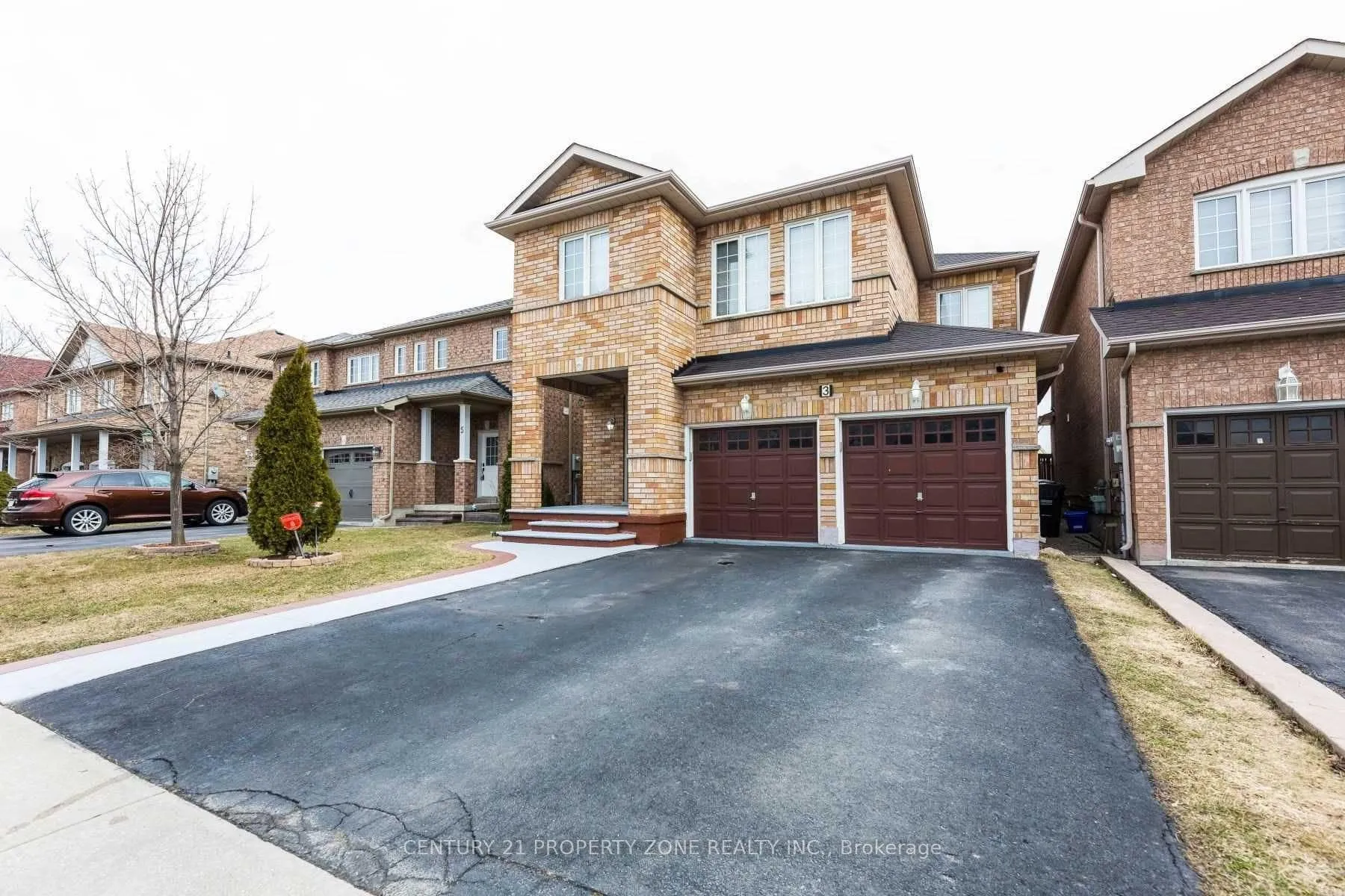 Photo 10 of 3 Sewells Lane, Brampton, Fletcher's Meadow — HOMEH