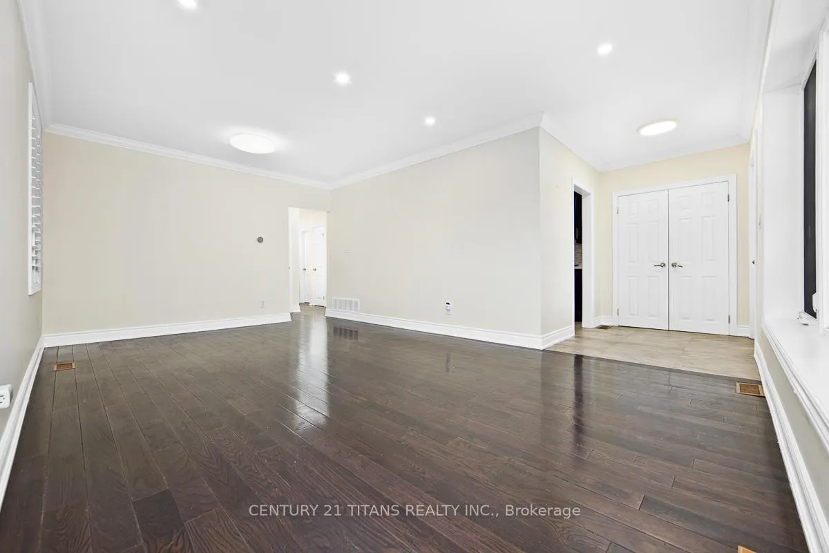 Photo 4 of 60 Slan Avenue, Scarborough, Morningside — HOMEH