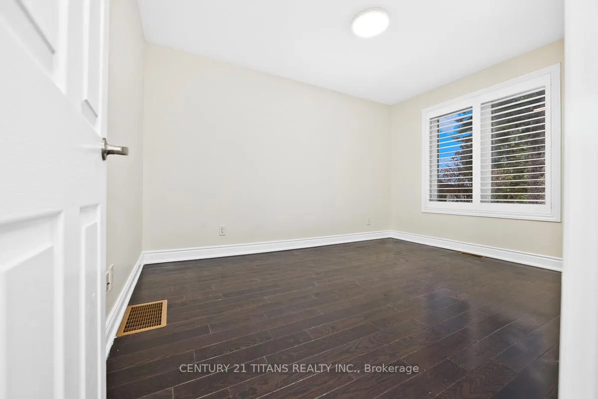 Photo 9 of 60 Slan Avenue, Scarborough, Morningside — HOMEH