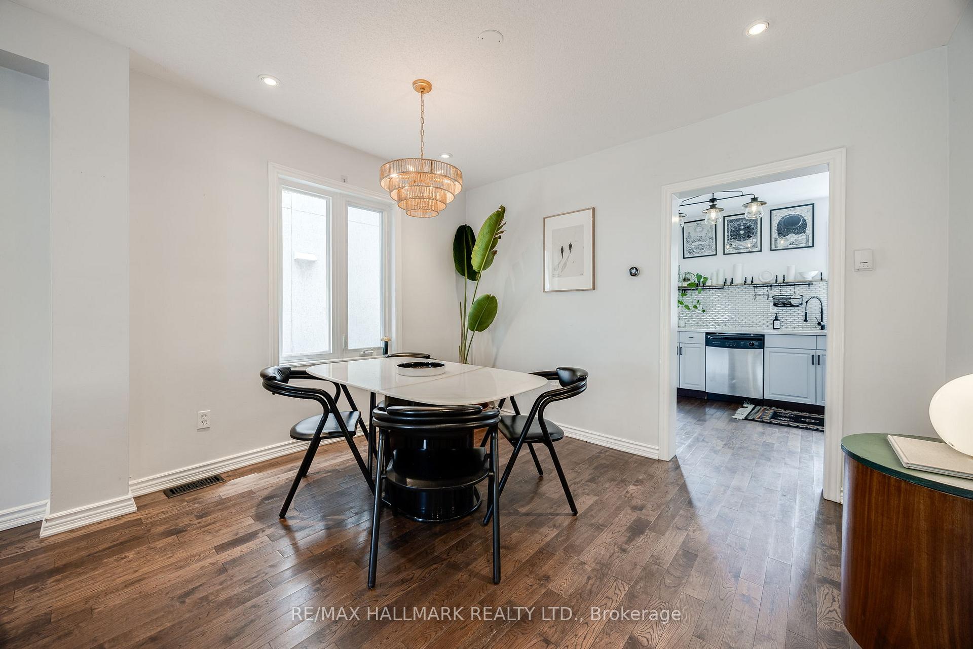 Photo 6 of 1154 Woodbine Avenue, Toronto, Danforth Village-East York — HOMEH