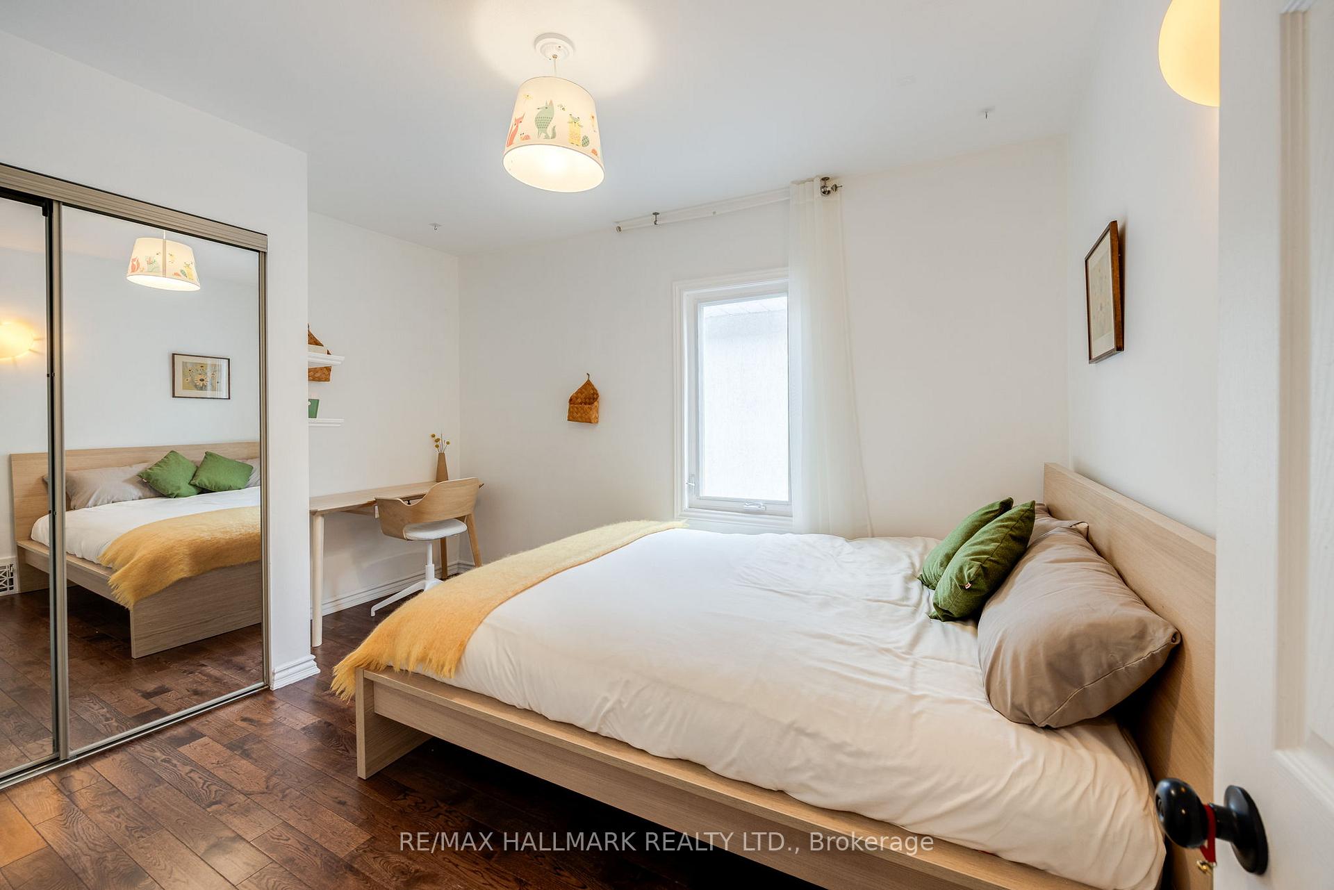 Photo 18 of 1154 Woodbine Avenue, Toronto, Danforth Village-East York — HOMEH