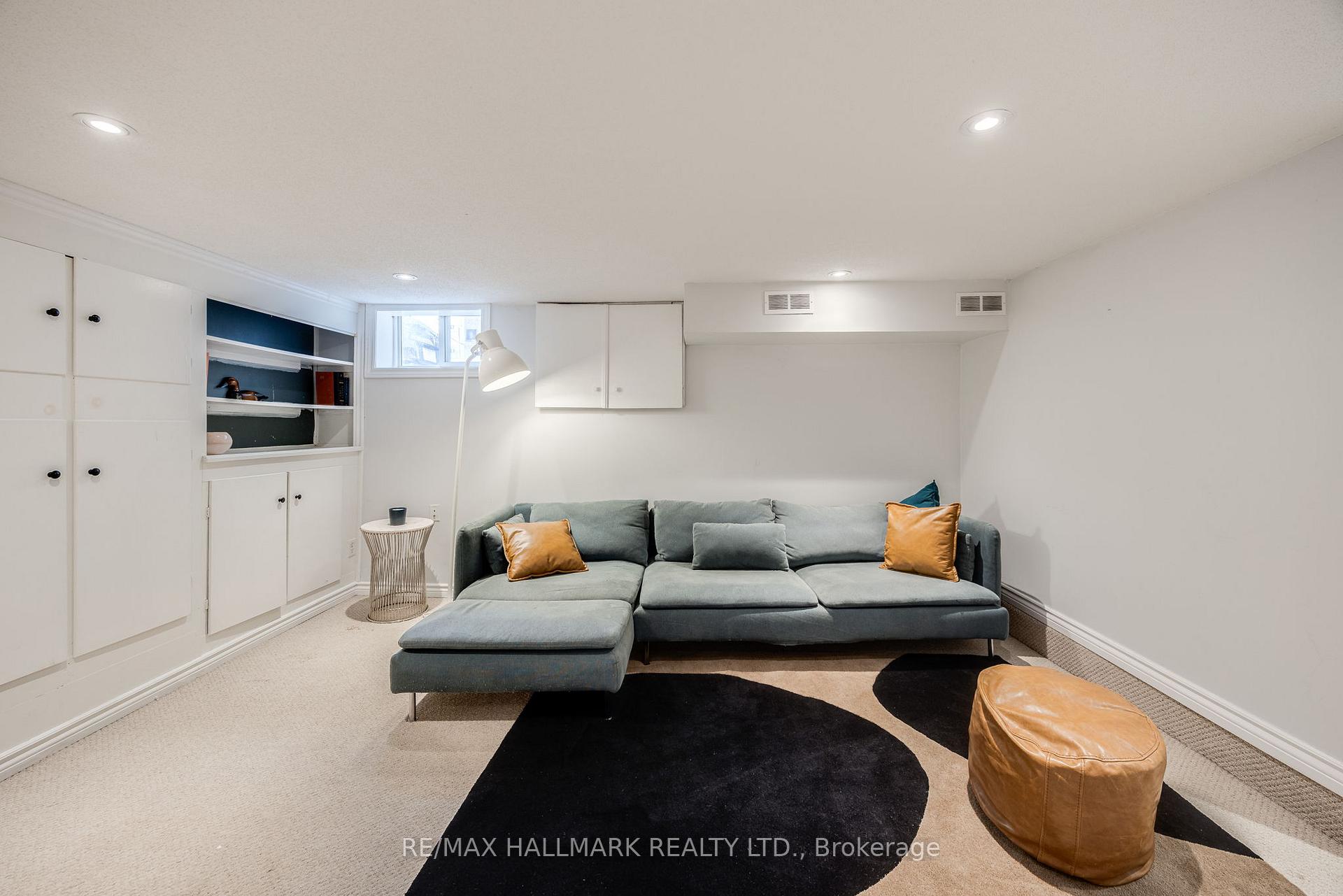 Photo 23 of 1154 Woodbine Avenue, Toronto, Danforth Village-East York — HOMEH