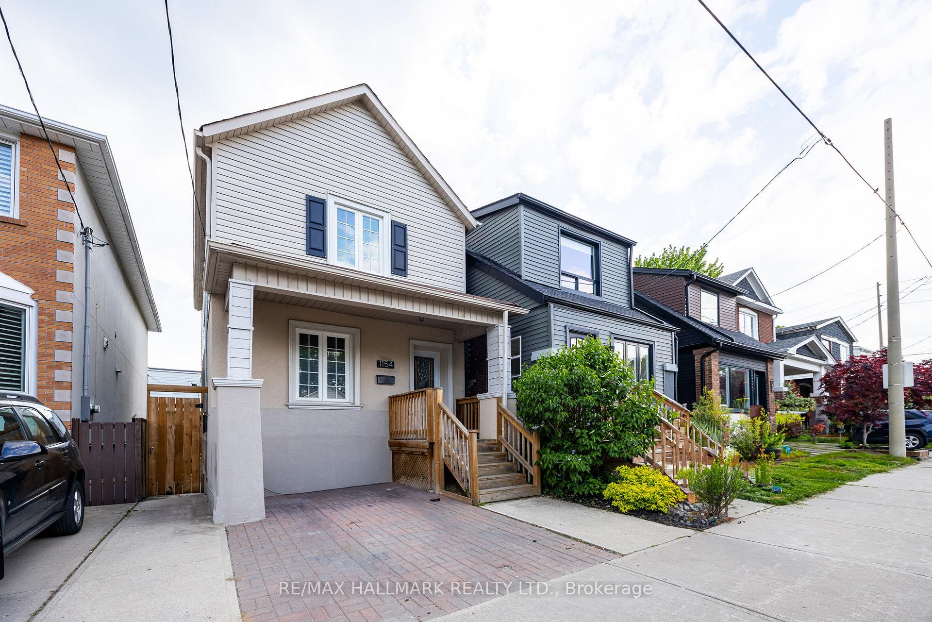 Photo 33 of 1154 Woodbine Avenue, Toronto, Danforth Village-East York — HOMEH