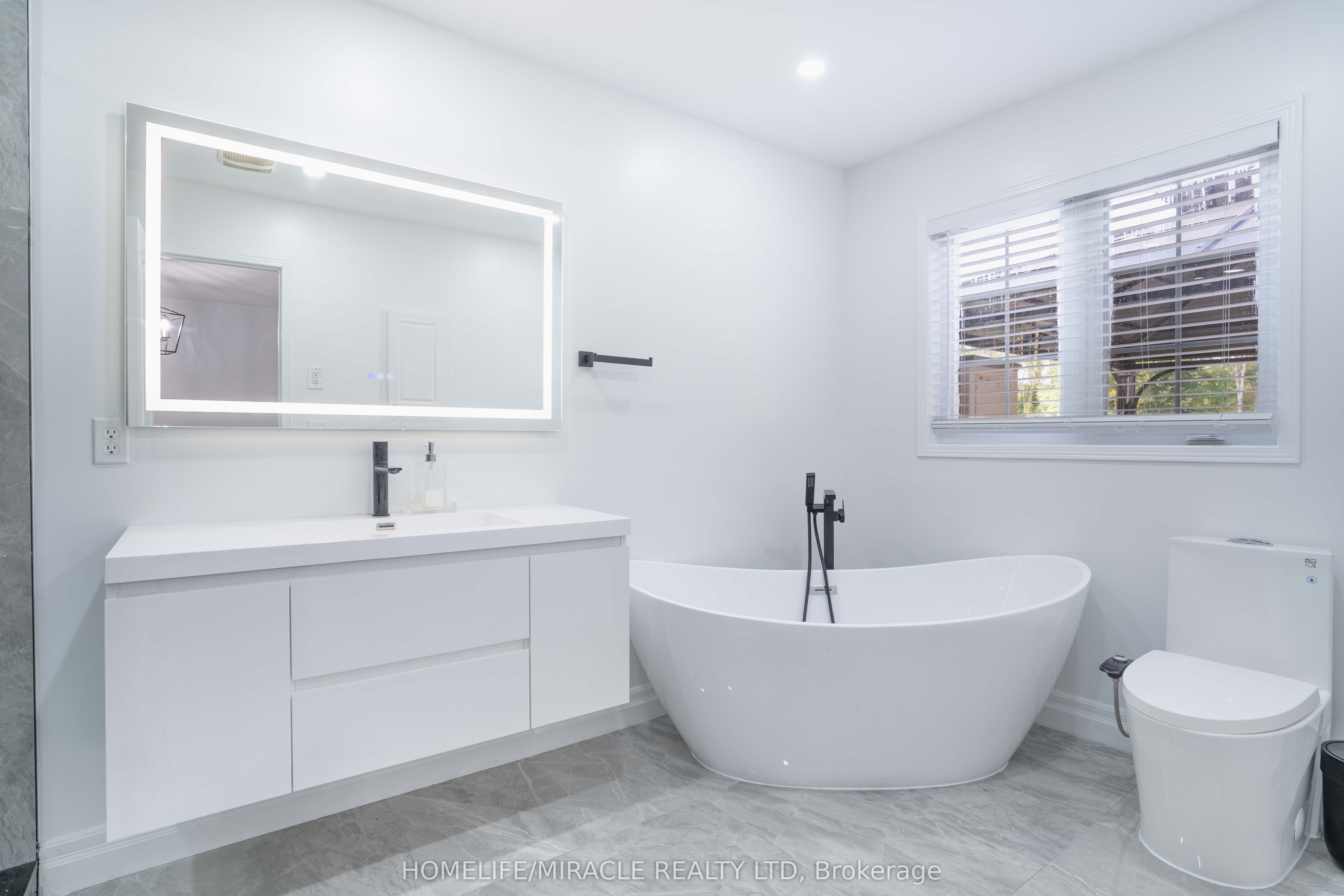 Photo 57 of 76 Jennings Drive N, Clarington, Bowmanville — HOMEH