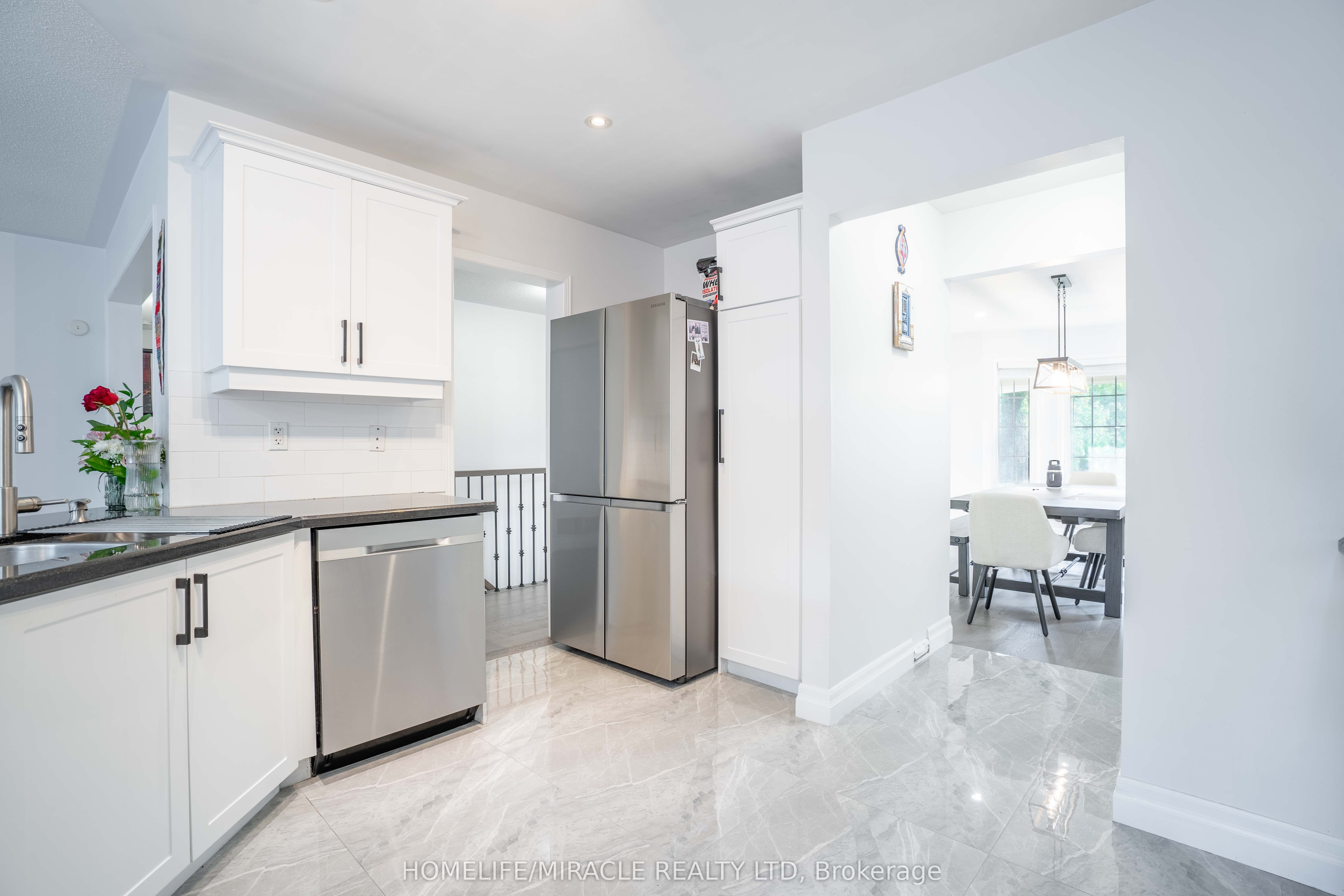 Photo 46 of 76 Jennings Drive N, Clarington, Bowmanville — HOMEH