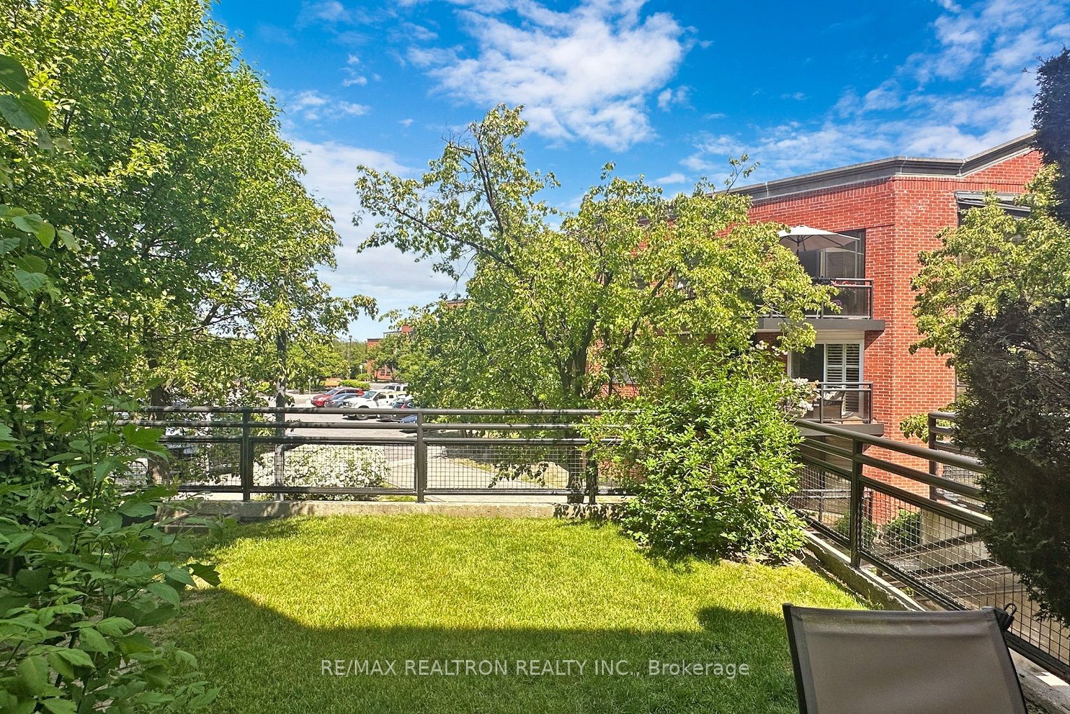 Photo 72 of Unit 4, 100 Arbors Lane, Vaughan, West Woodbridge — HOMEH
