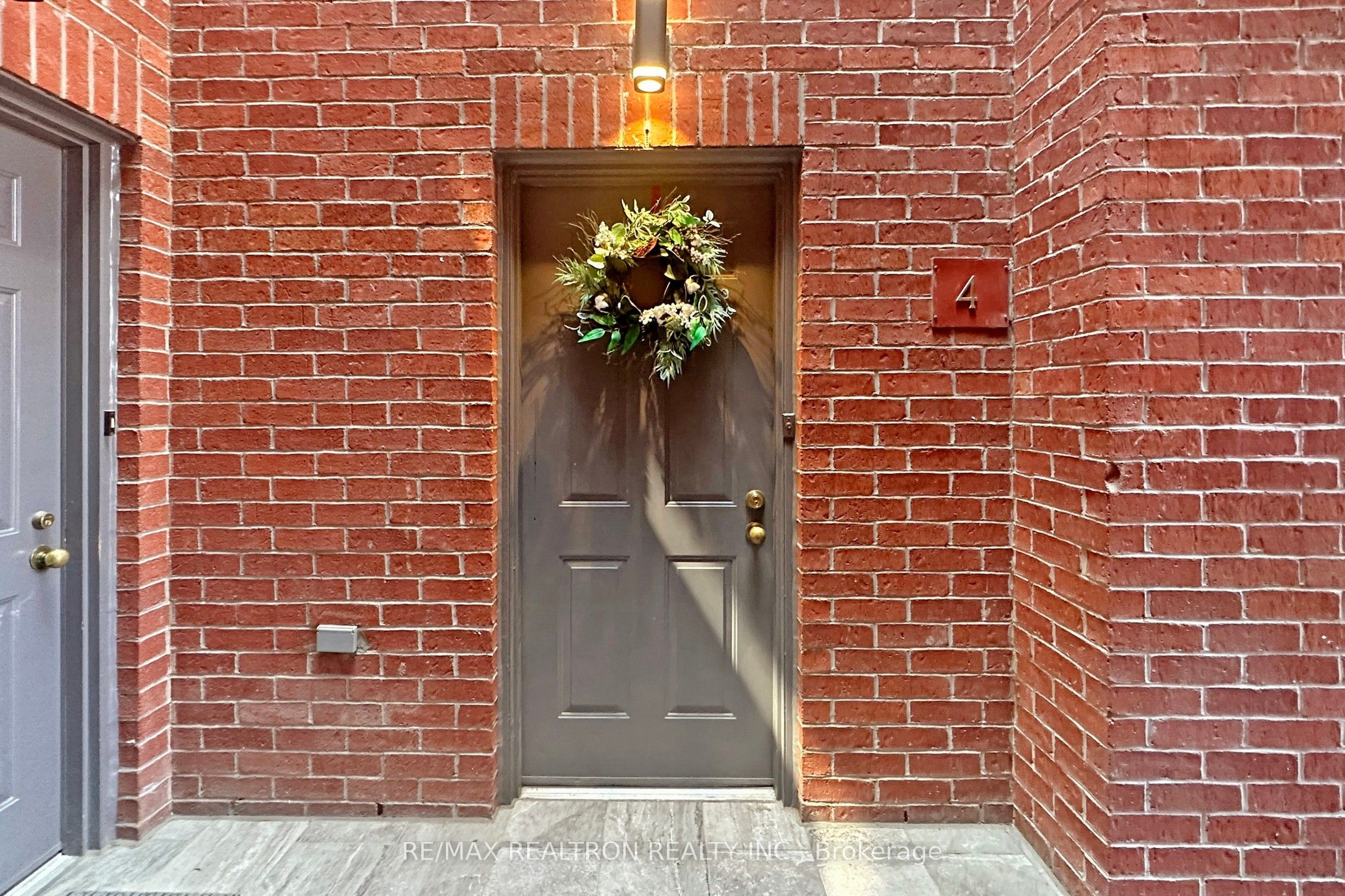 Photo 42 of Unit 4, 100 Arbors Lane, Vaughan, West Woodbridge — HOMEH