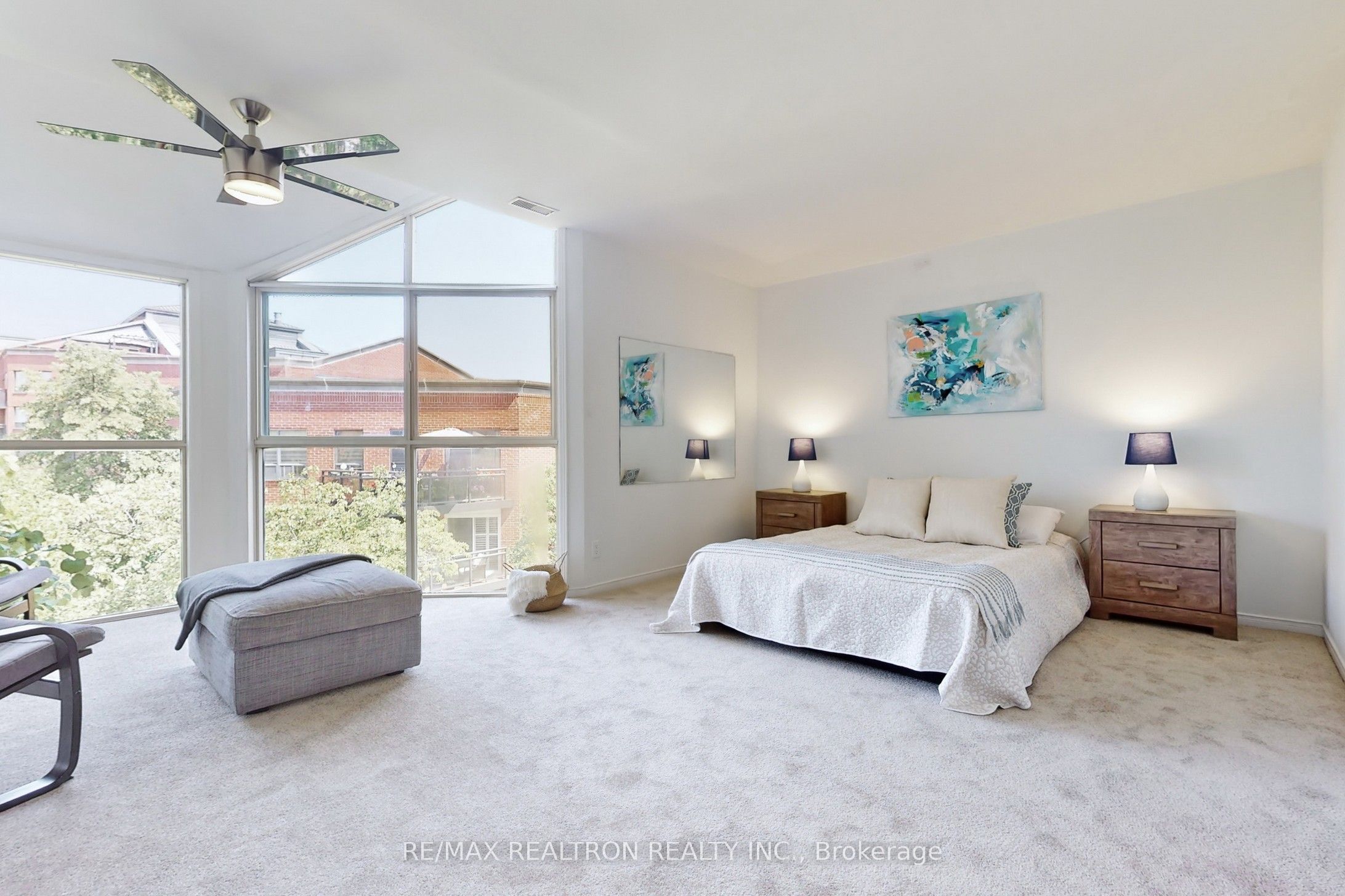 Photo 57 of Unit 4, 100 Arbors Lane, Vaughan, West Woodbridge — HOMEH
