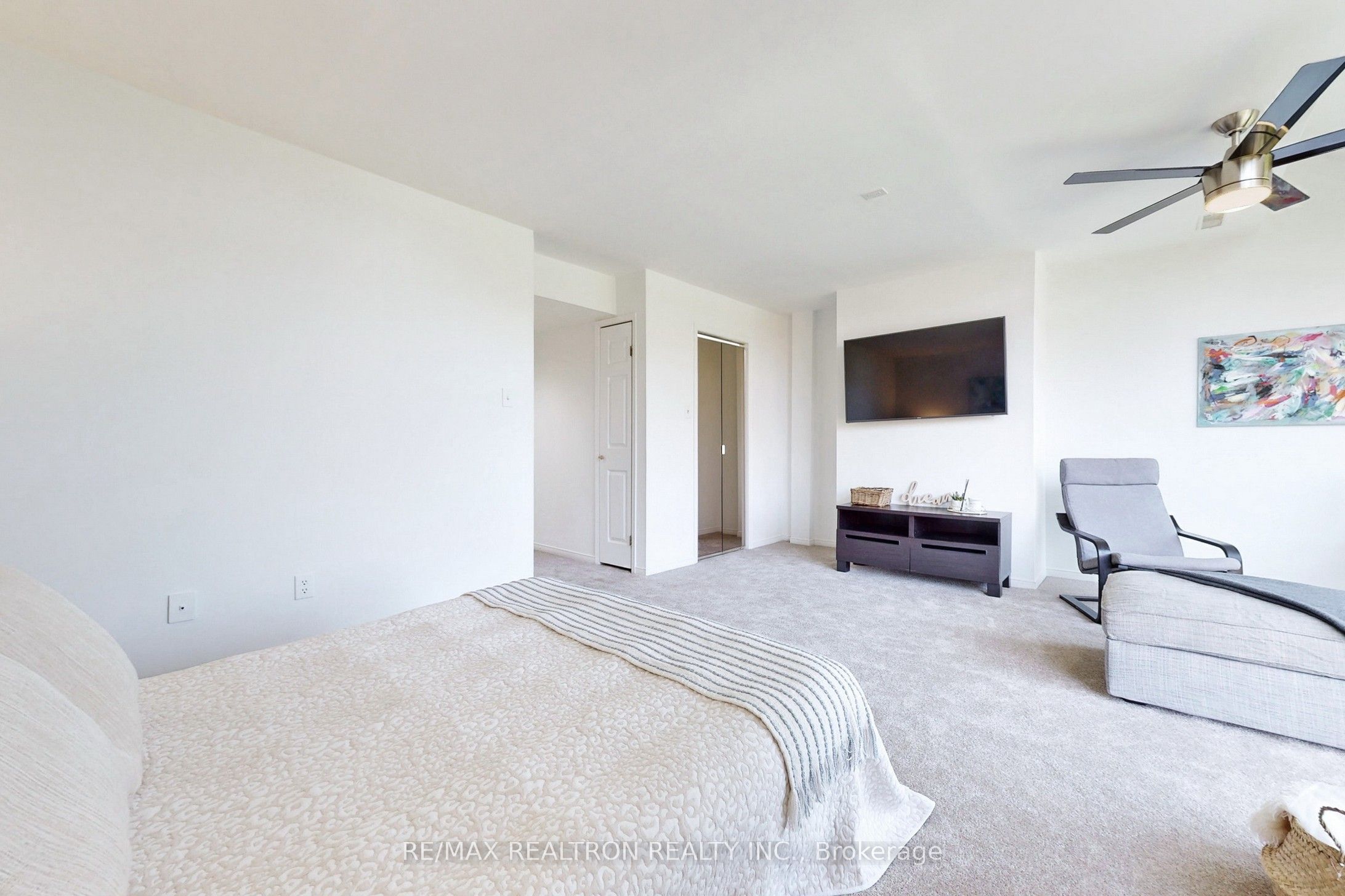 Photo 60 of Unit 4, 100 Arbors Lane, Vaughan, West Woodbridge — HOMEH