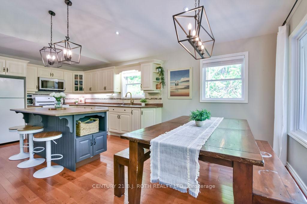 Photo 25 of 44 Second Street, Tiny, Rural Tiny — HOMEH
