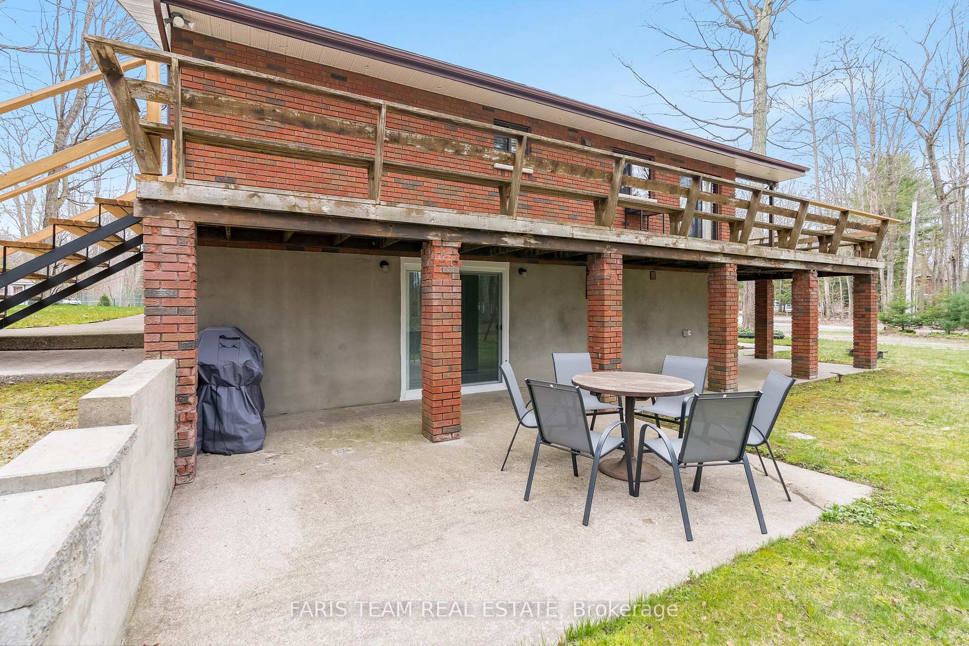 Photo 22 of 8 Celestine Court, Tiny, Rural Tiny — HOMEH