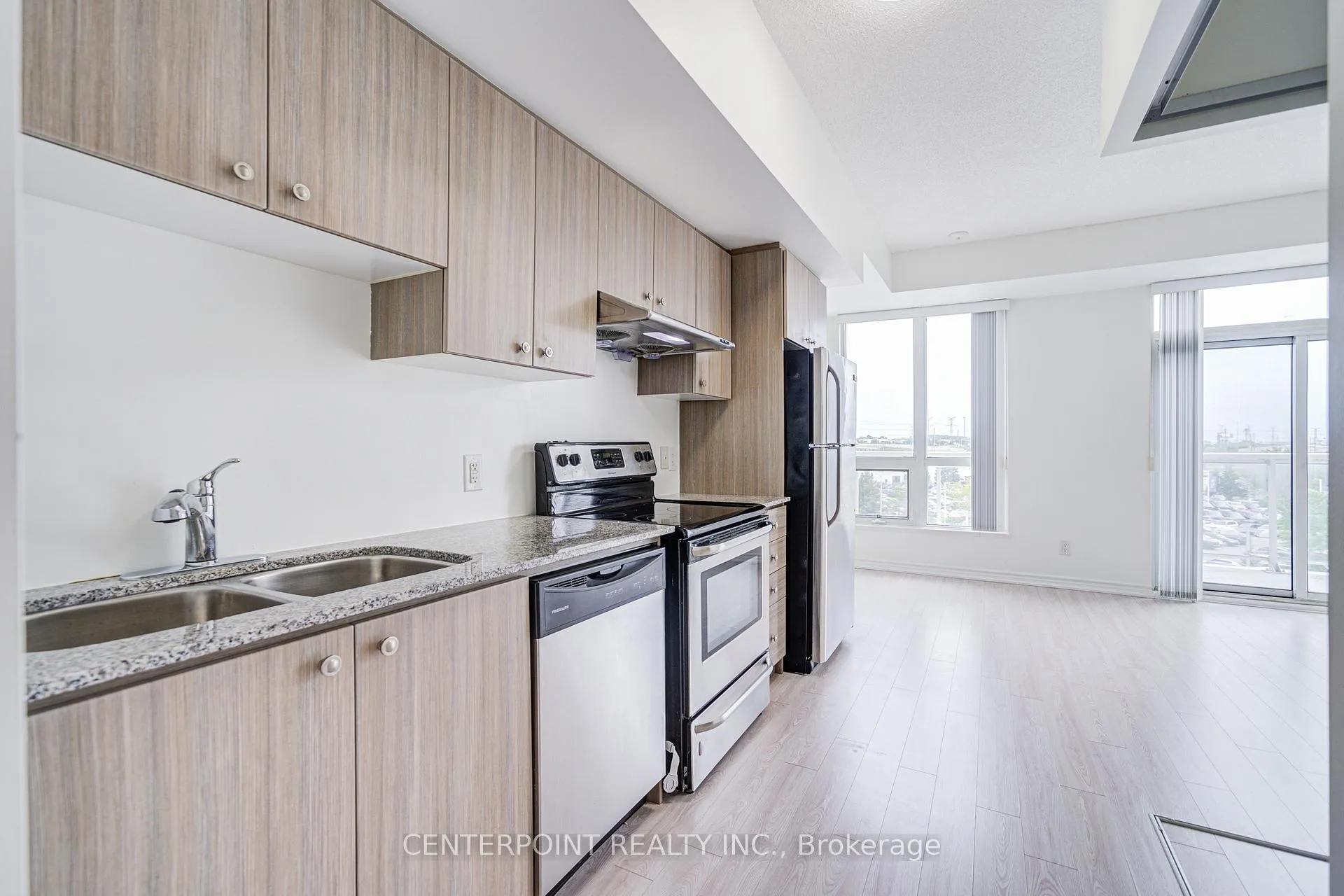 Photo 16 of Unit 309, 8323 Kennedy Road, Markham, Village Green-South Unionville — HOMEH