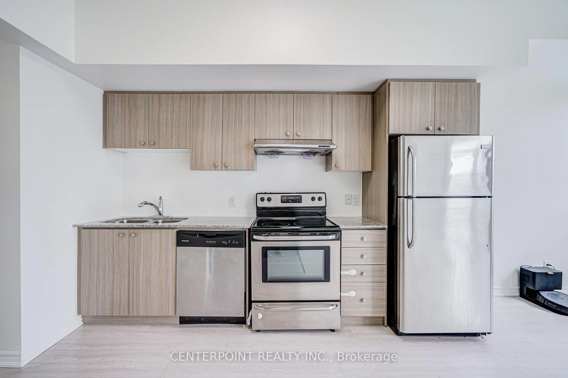 Photo 17 of Unit 309, 8323 Kennedy Road, Markham, Village Green-South Unionville — HOMEH